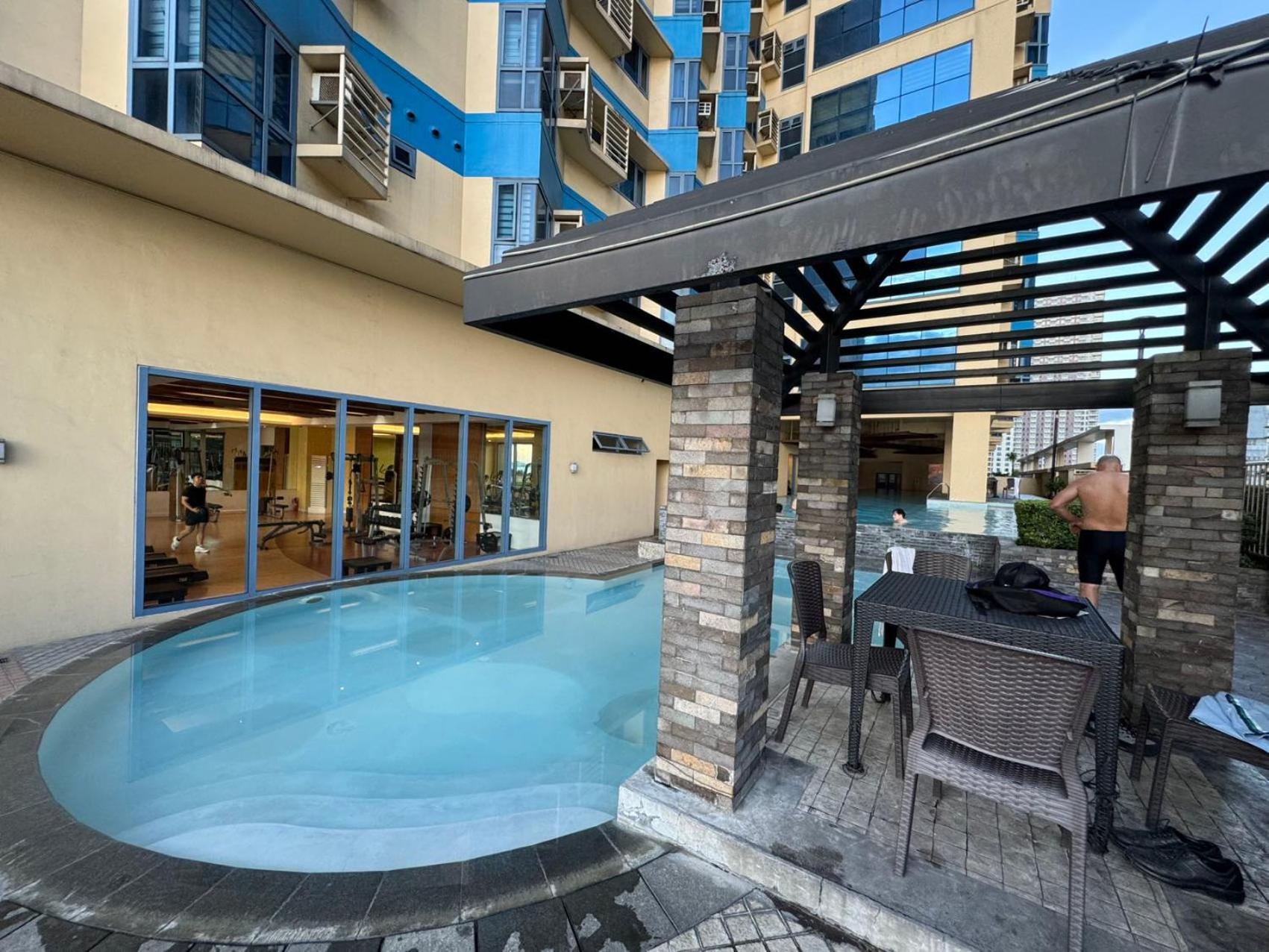 Grand Riviera Apartment Manila