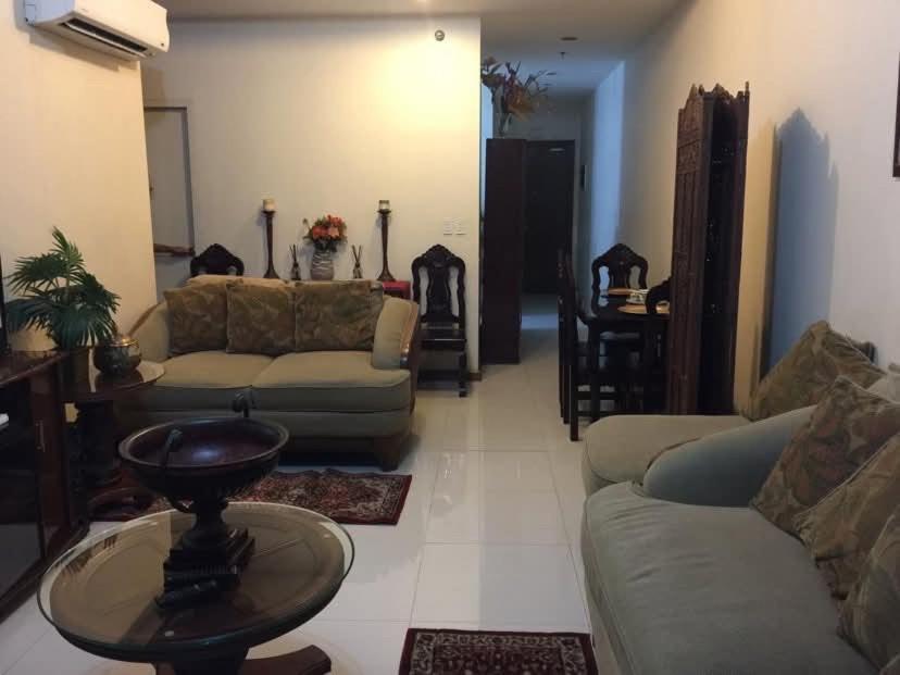 Apartment Venice In Mckinley Hill Bgc Taguig With Netflix And Wifi *