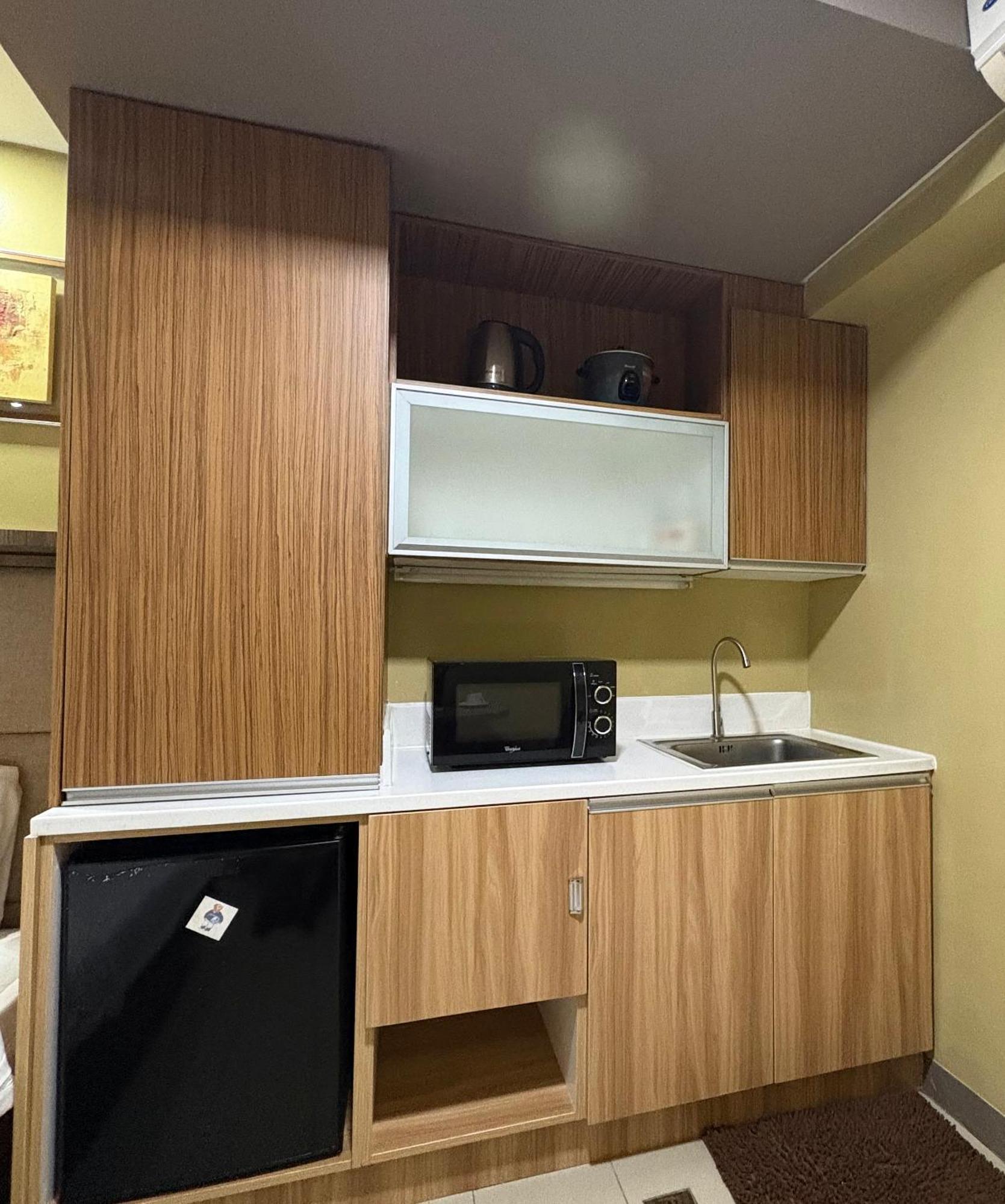 Apartment Deluxe Cozy Staycation Antel Residences Manila