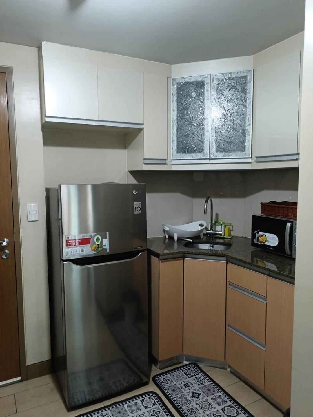 Apartment Homey Staycation Across Naia Terminal 3 *