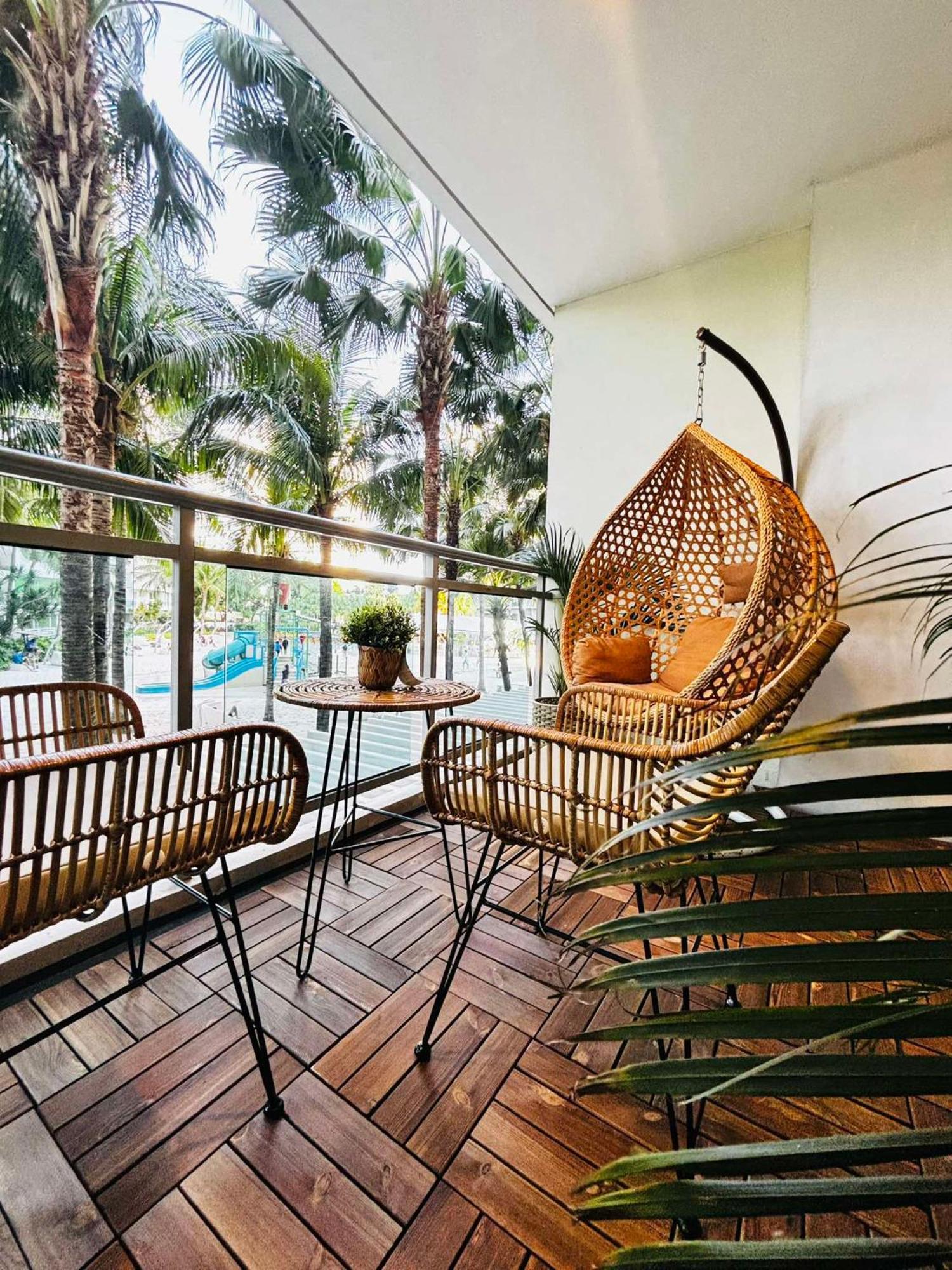 Azure Comfy Cozy * Manila