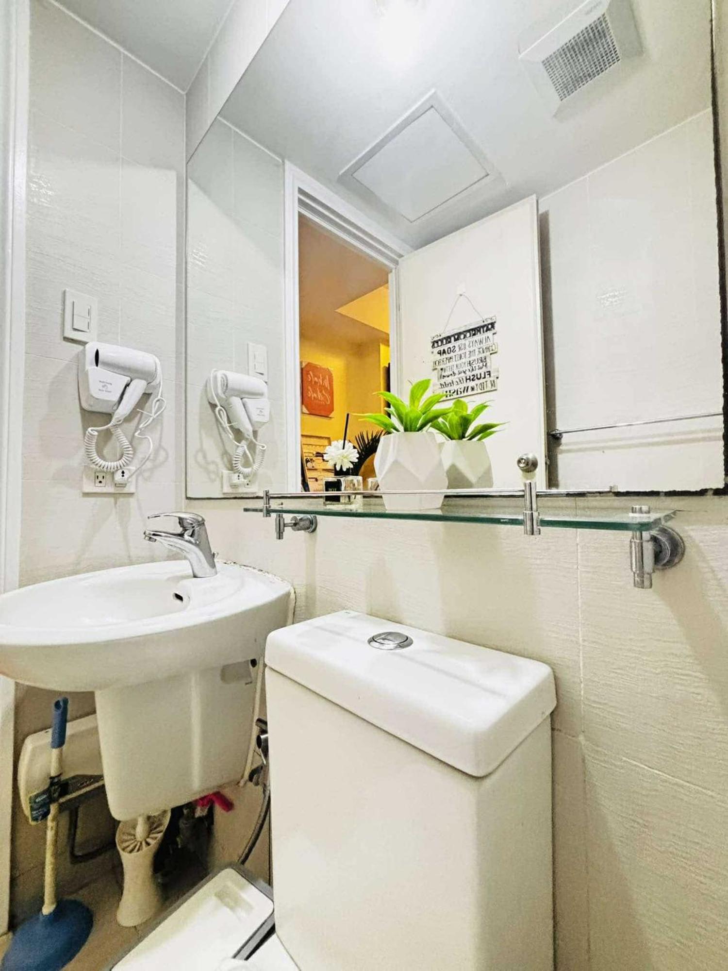 Apartment Azure Comfy Cozy Manila