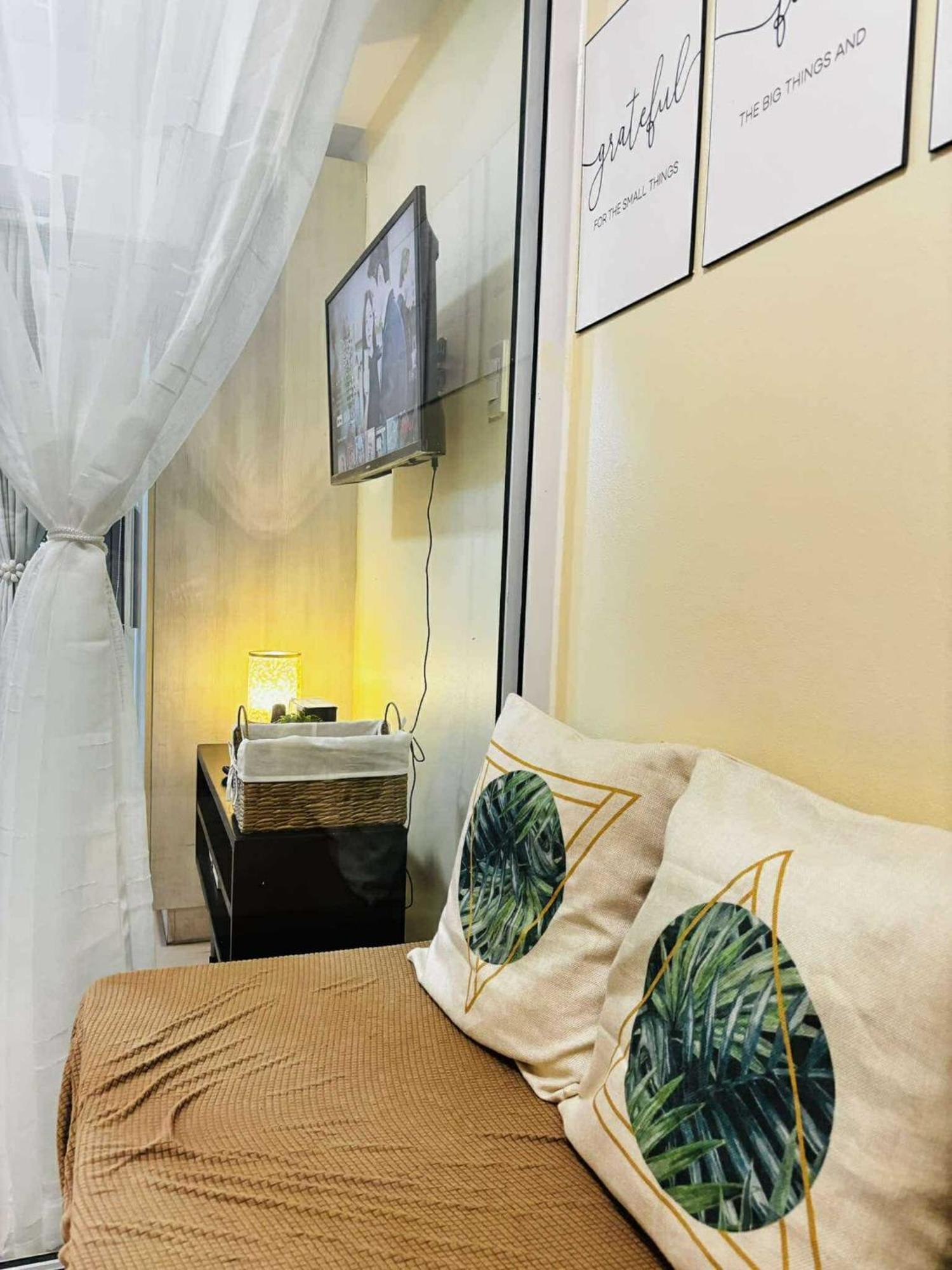 Apartment Azure Comfy Cozy