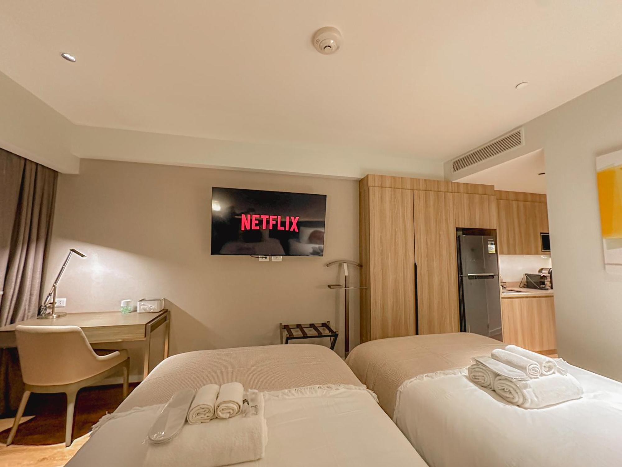 Rockwell View Twin With Free Wifi Pool & Gym