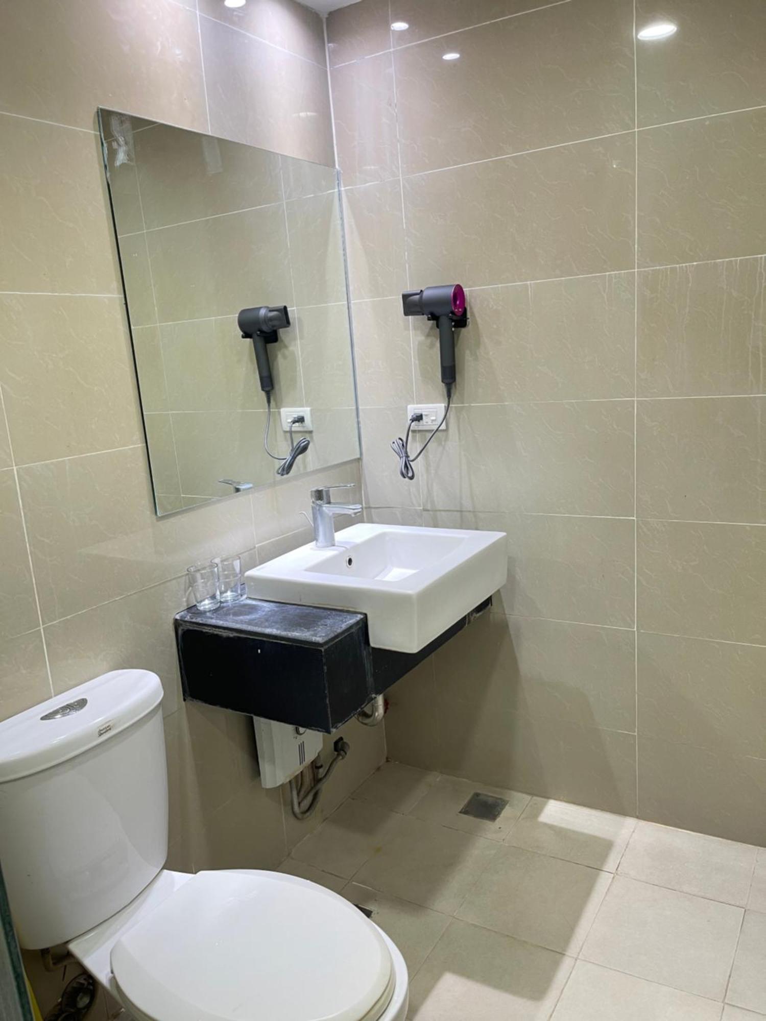 Venetian Haven Bgc Venice Grand Canal Ment, 4 Bedrooms, For 10 Guests Apartment Manila