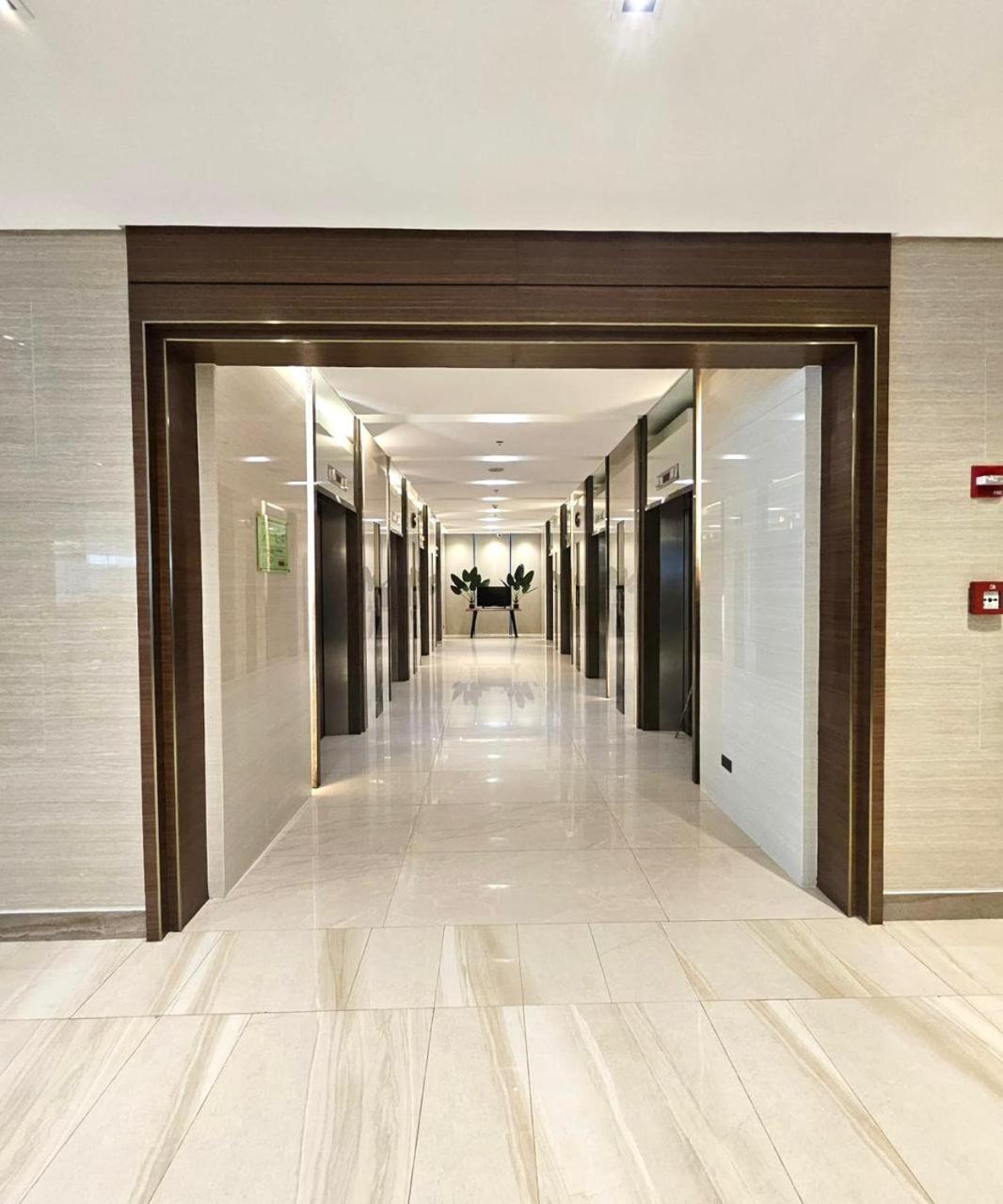 Coast Residences - 1 Bedroom With Balcony Near Picc, Wtc, Star & Moa Apartamento