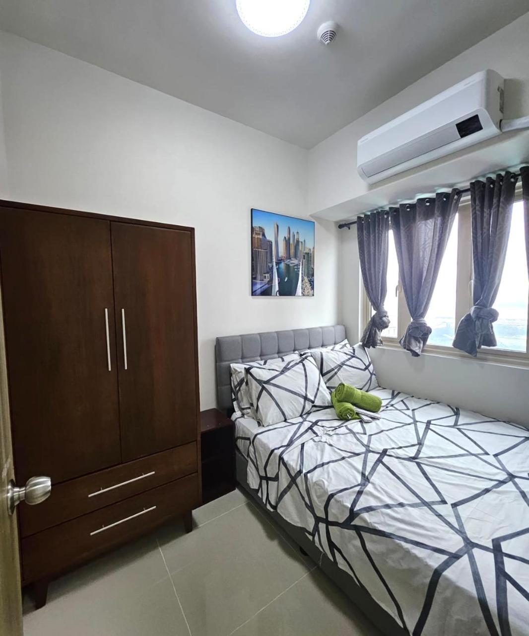 Coast Residences - 1 Bedroom With Balcony Near Picc, Wtc, Star & Moa *