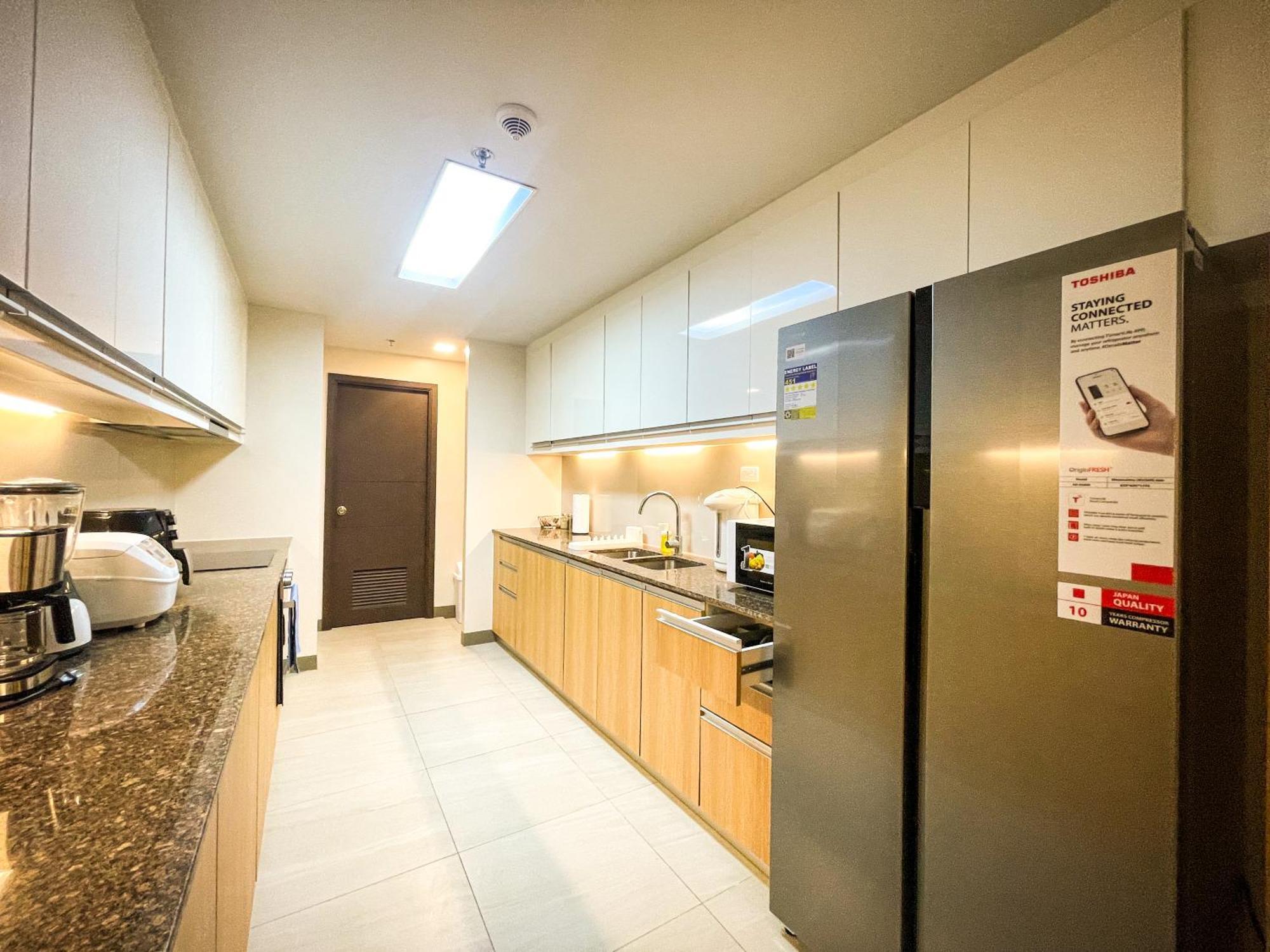 Modern Luxury 4br Bay Beside Okada Manila