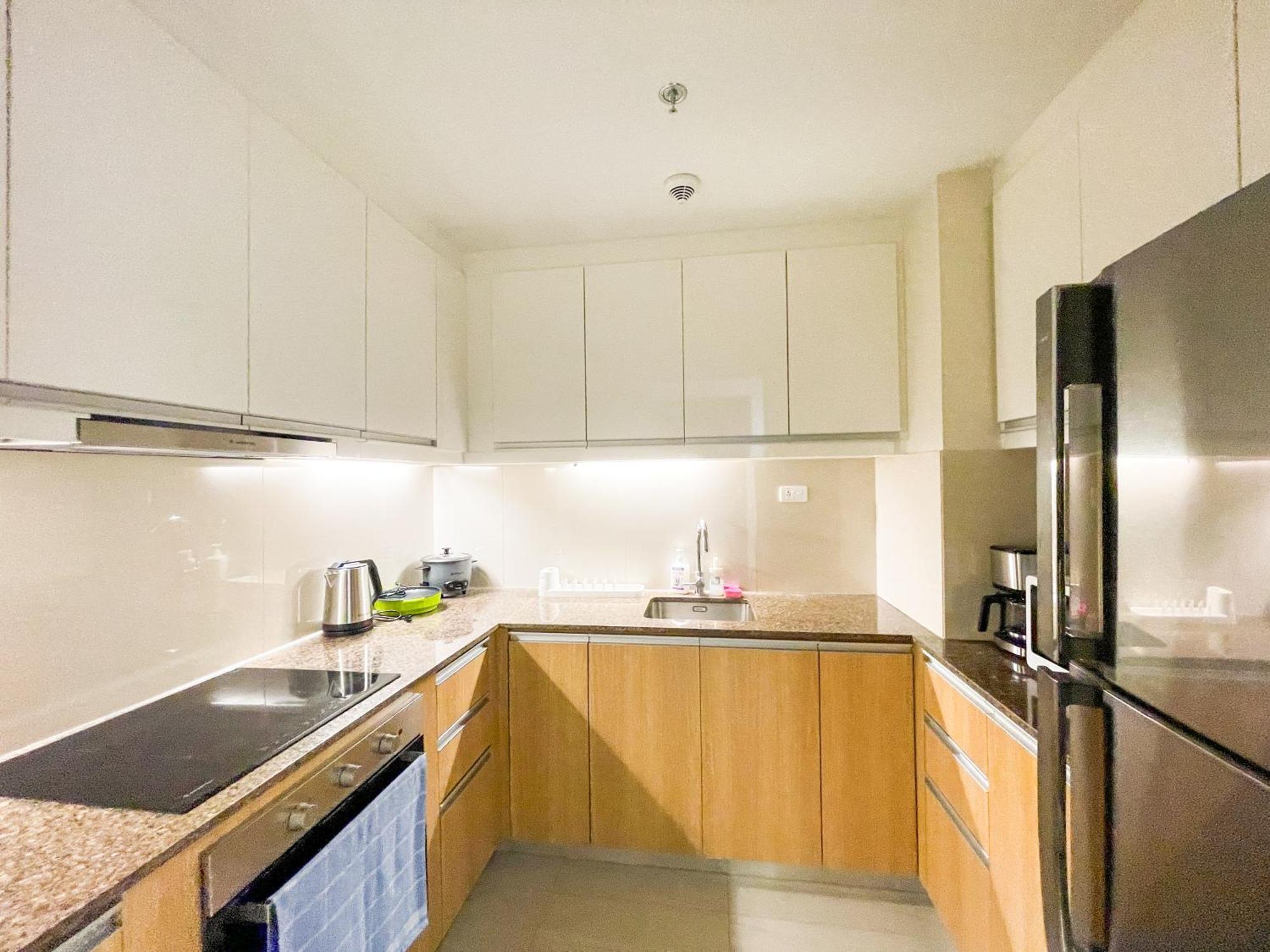 Apartment Modern Luxury 4br Bay Beside Okada Manila