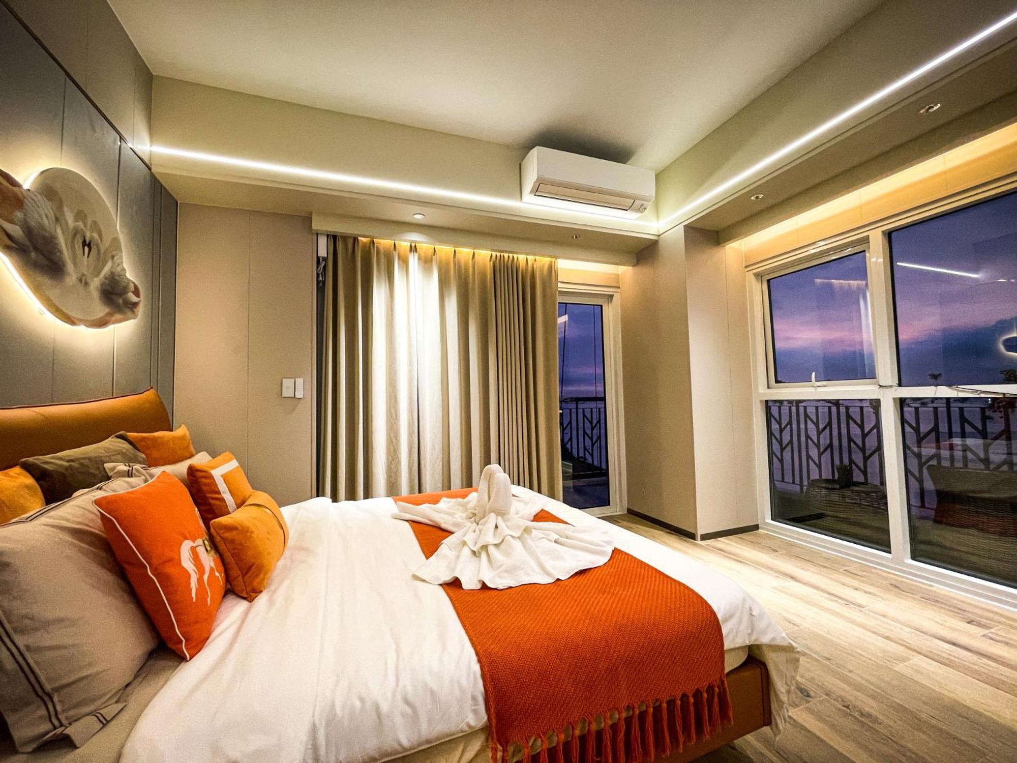 Modern Luxury 4br Bay Beside Okada Manila
