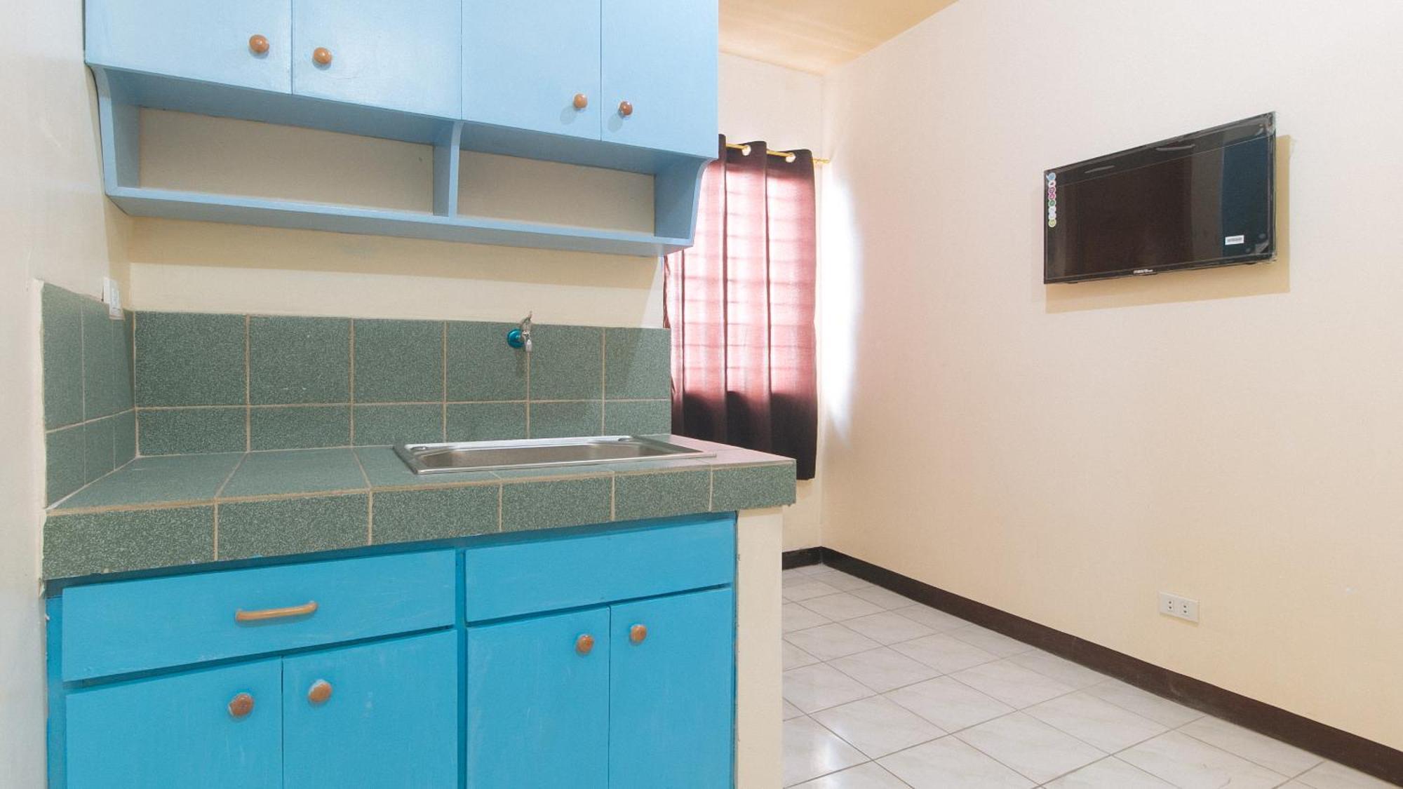Hotel Reddoorz @ Caberto Mansion De Condotel *