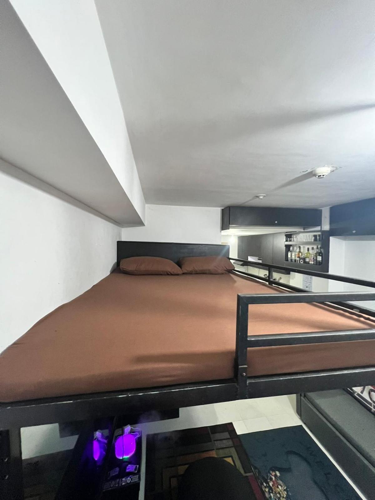 Bed & Breakfast Khencob's Pad Qc