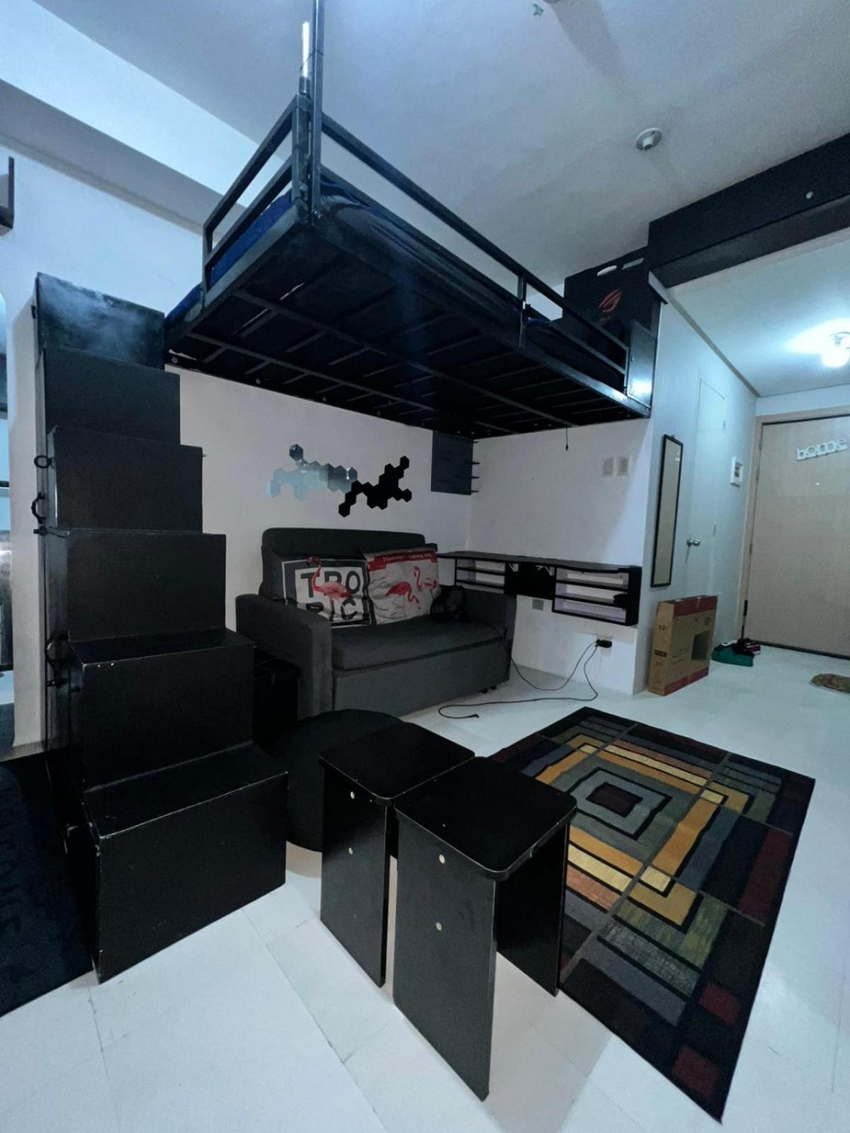 Khencob's Pad Qc Bed & Breakfast
