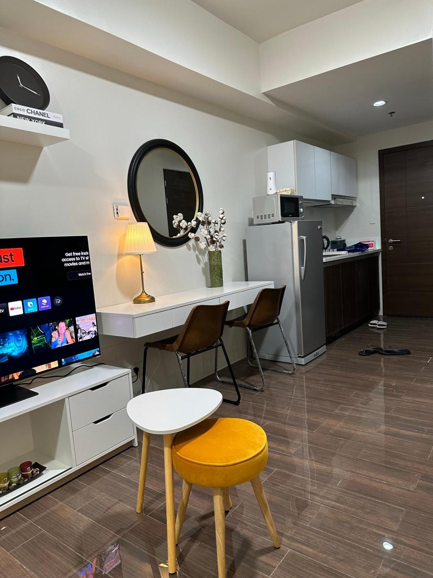 King-size Bed Makati