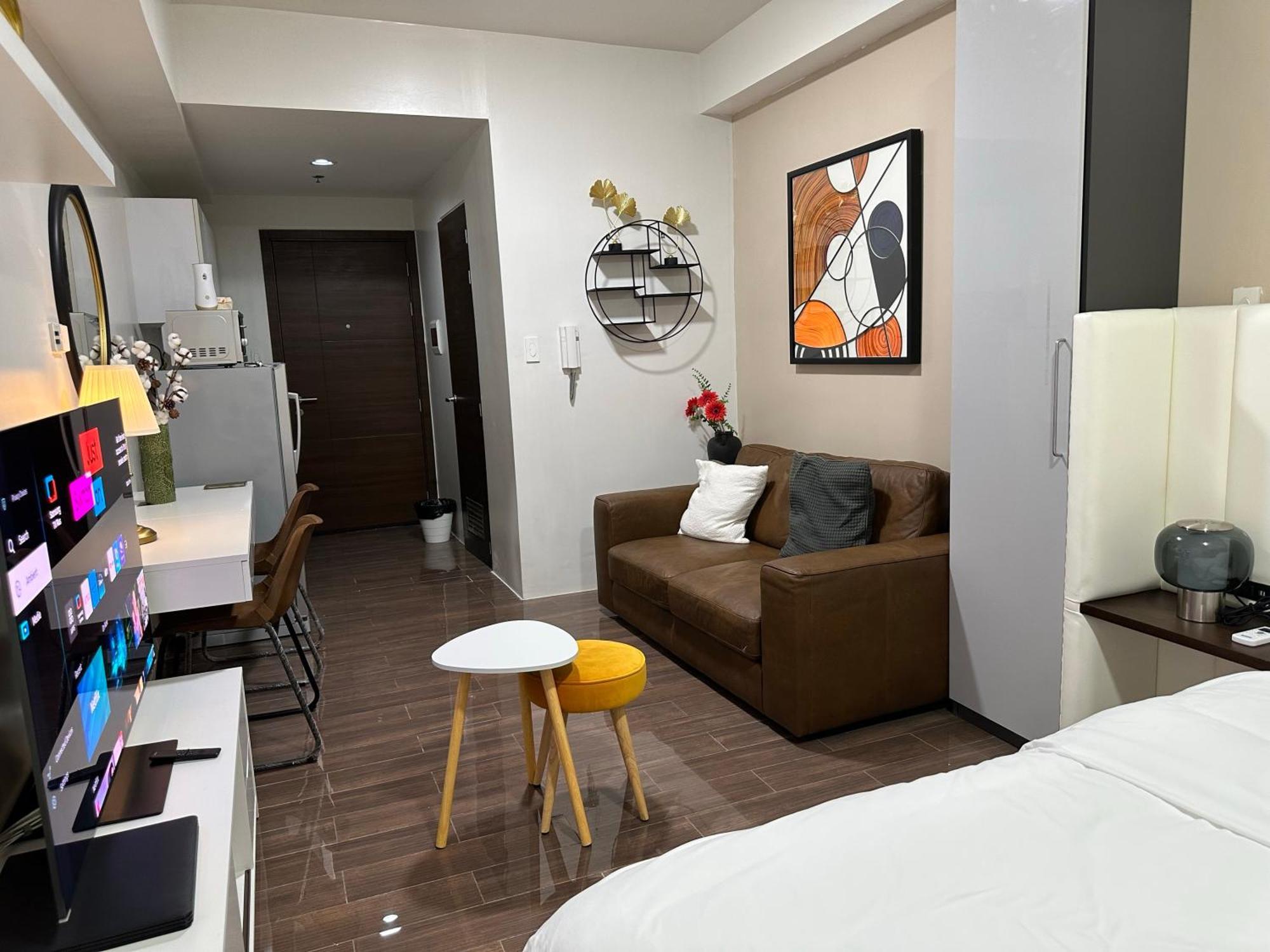 King-size Bed Makati Manila