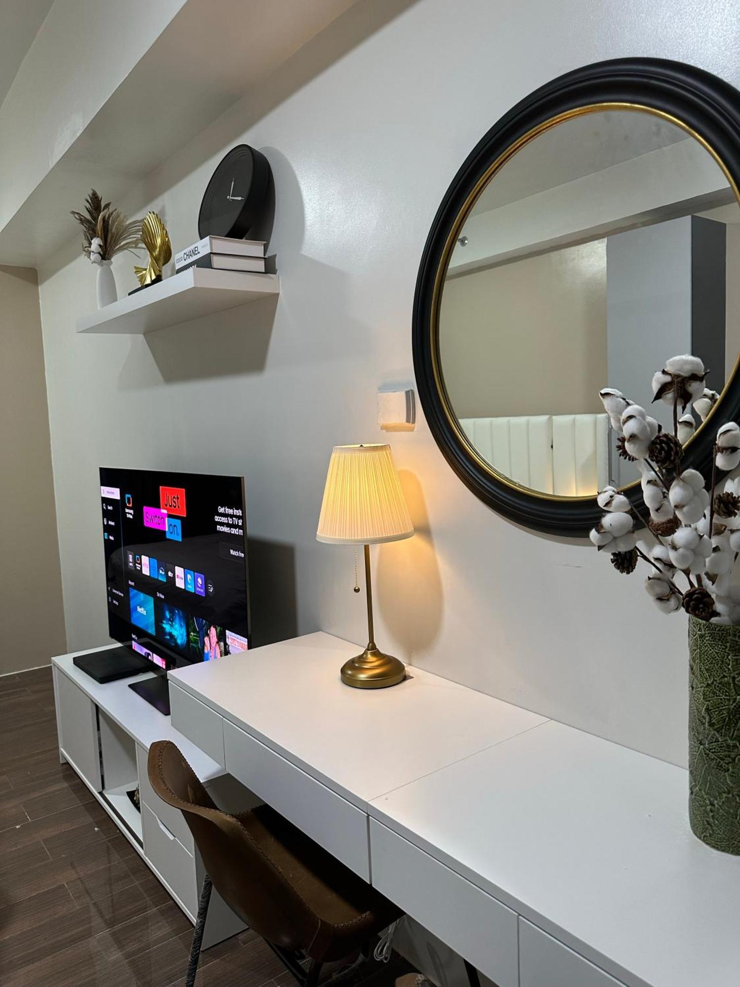King-size Bed Makati Apartment
