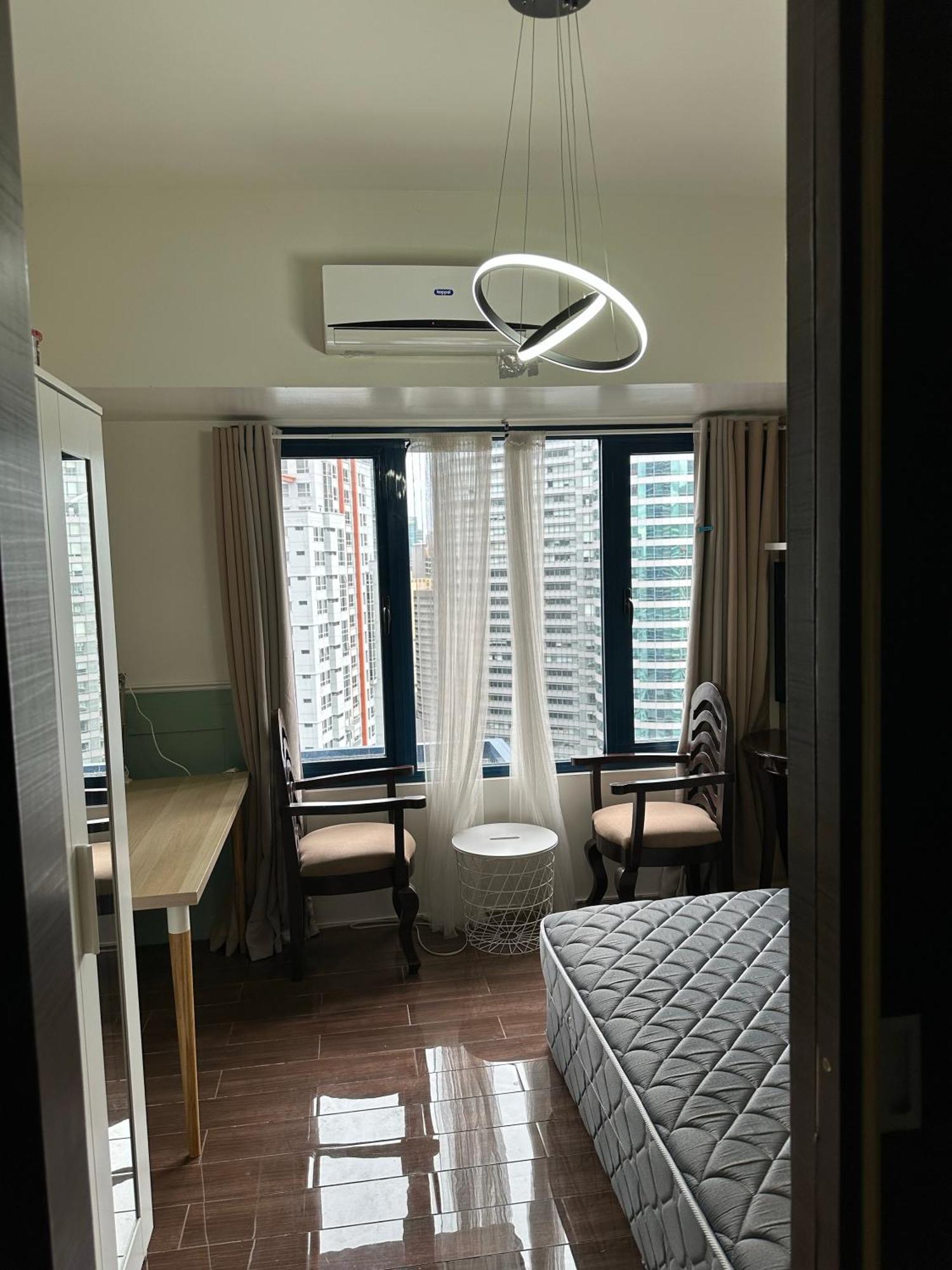 Affordable Ayala Makati 1br Apartment