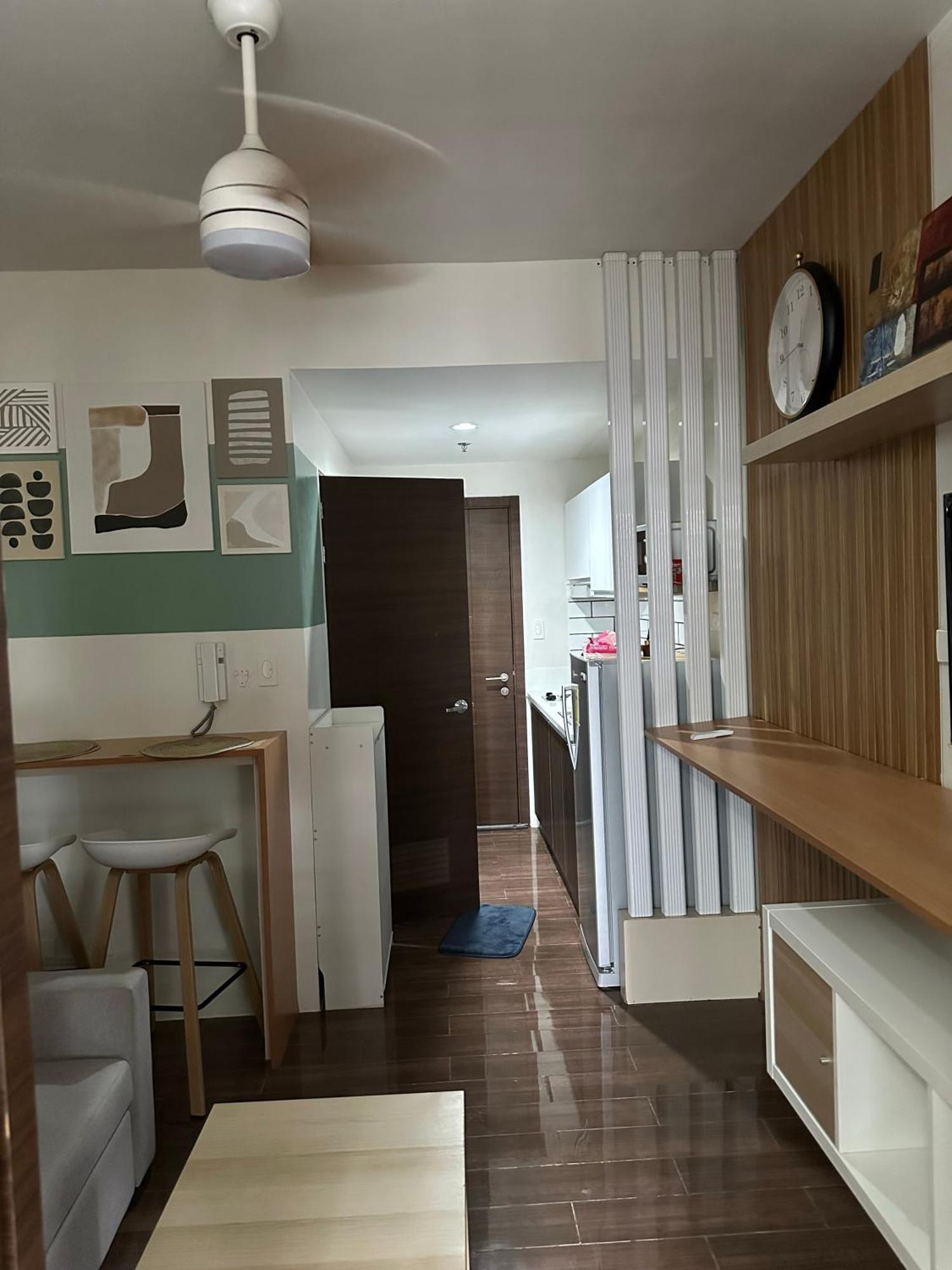 Affordable Ayala Makati 1br Apartment Manila