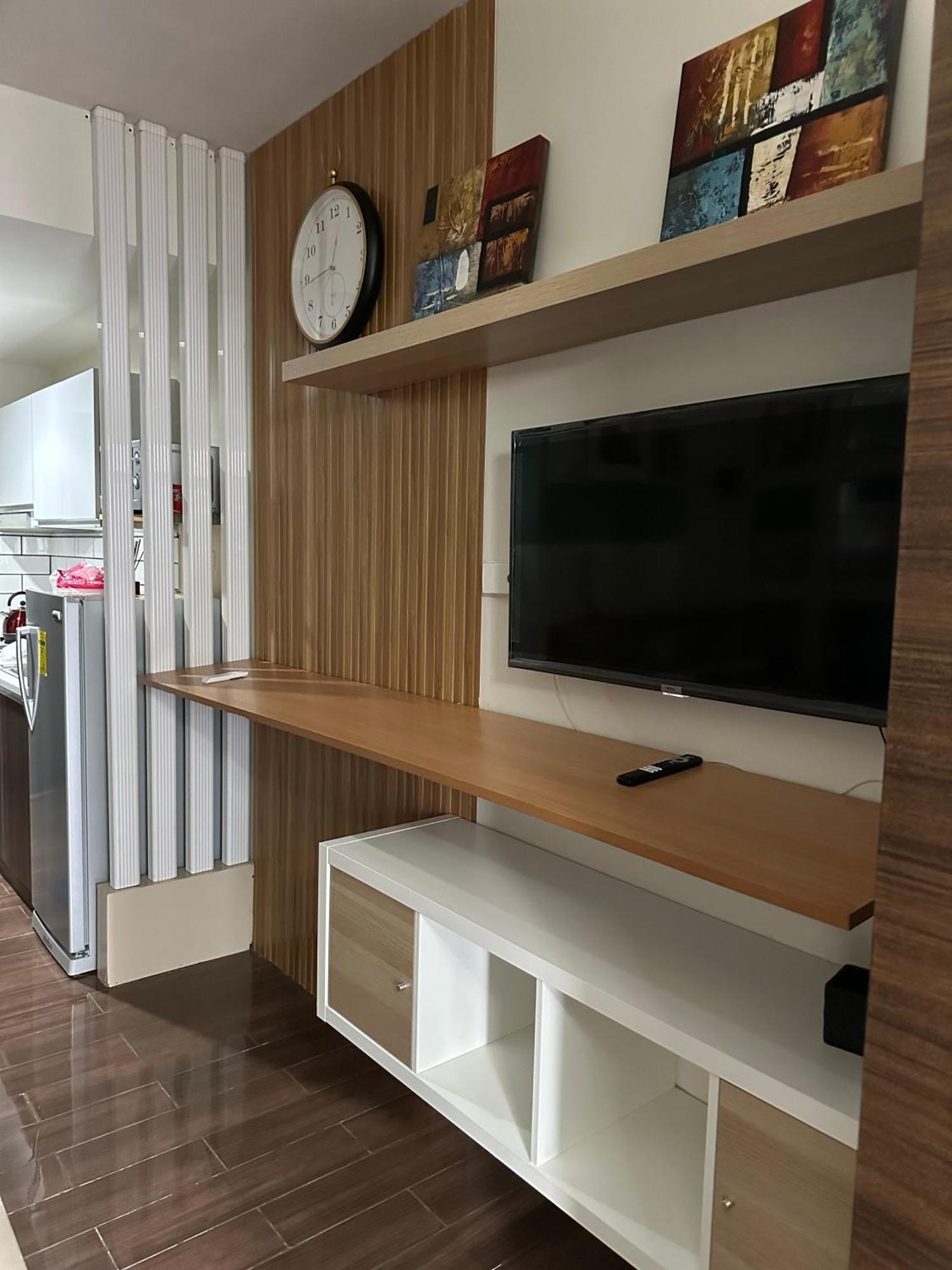 Affordable Ayala Makati 1br Apartment Manila