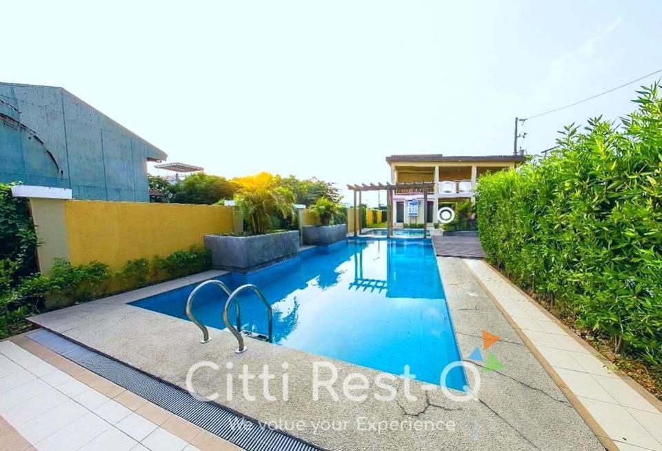 Cozy With Free Wifi & Netflix Near Airport-crq-1 *