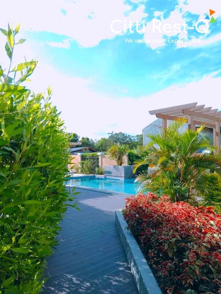 Cozy With Free Wifi & Netflix Near Airport-crq-1 *