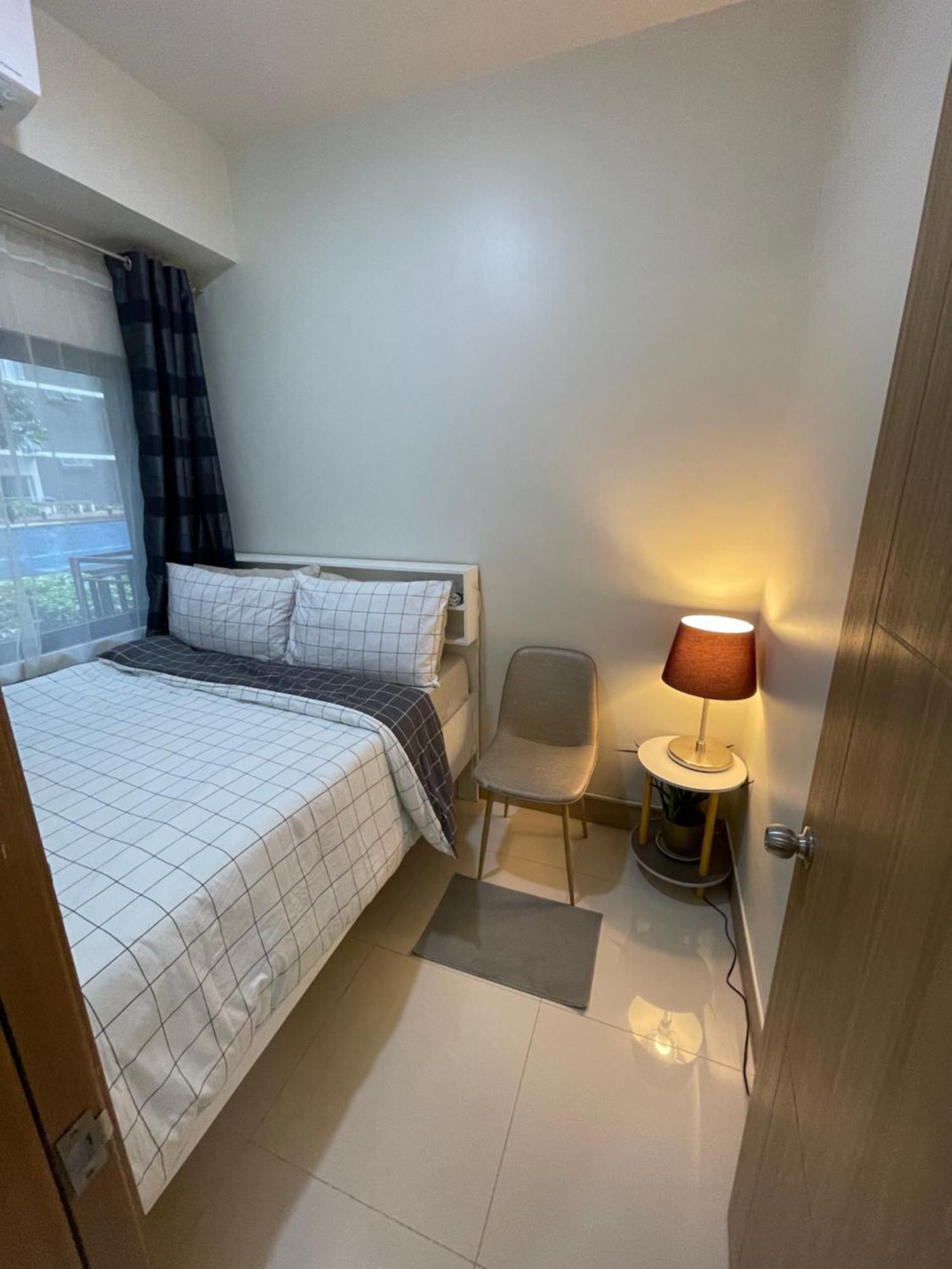 Apartment Staycation Near Moa