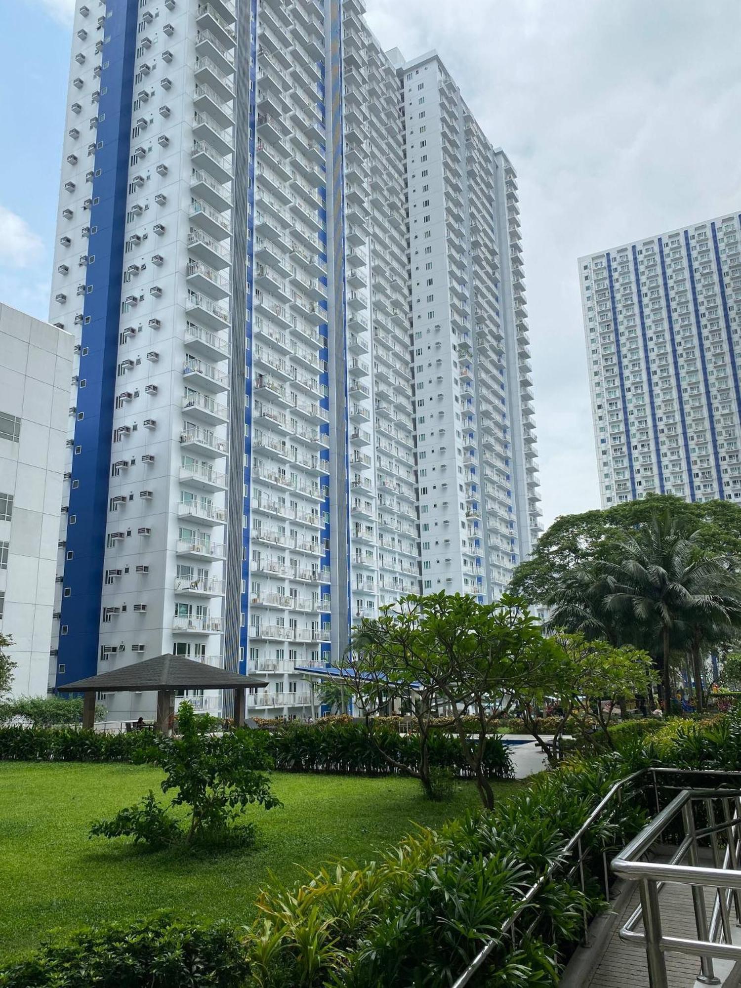 Apartment Grass Tower2 29th