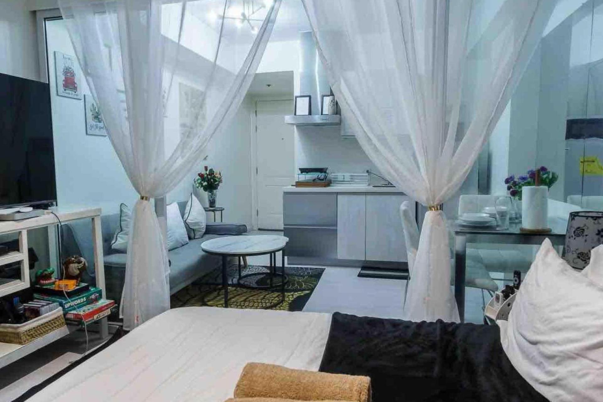 Azure 1br Citylights With Netlfix Near Airport * Manila
