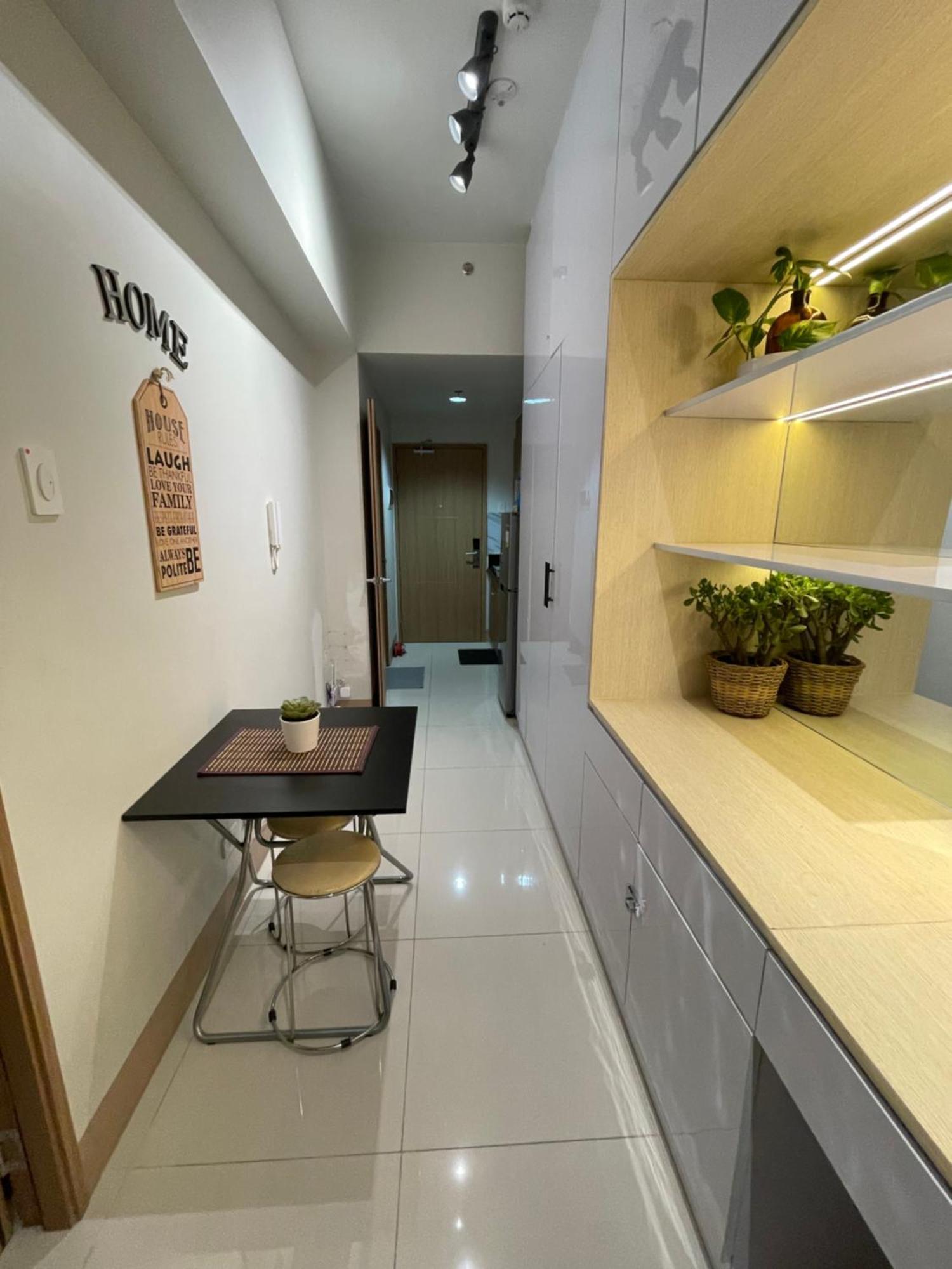 Staycation Near Moa