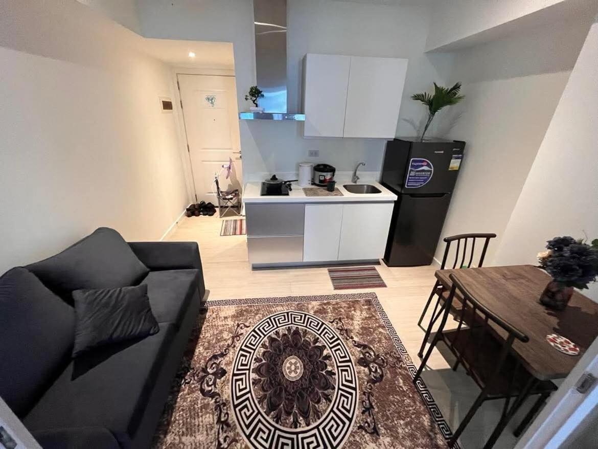 Apartment Staycation In Azure Paranaque Manila