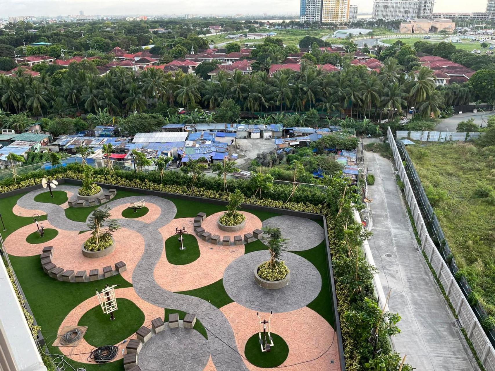 Apartment Gentry Manor With Wifi,gym,pool Near Okada,naia&moa 12b