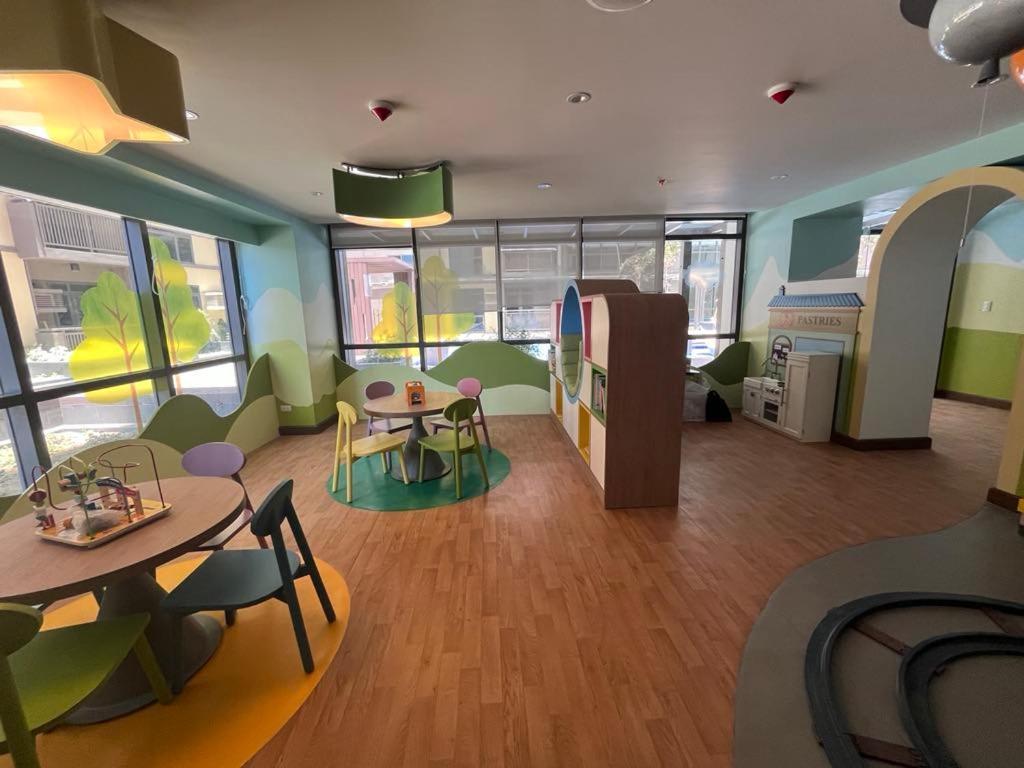 Apartment Gentry Manor With Wifi,gym,pool Near Okada,naia&moa 12b *