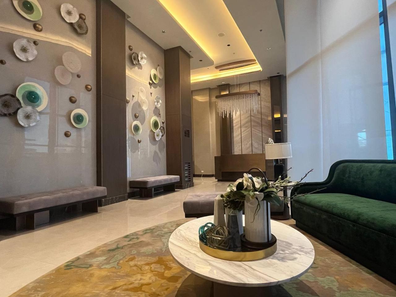 Gentry Manor With Wifi,gym,pool Near Okada,naia&moa 12b