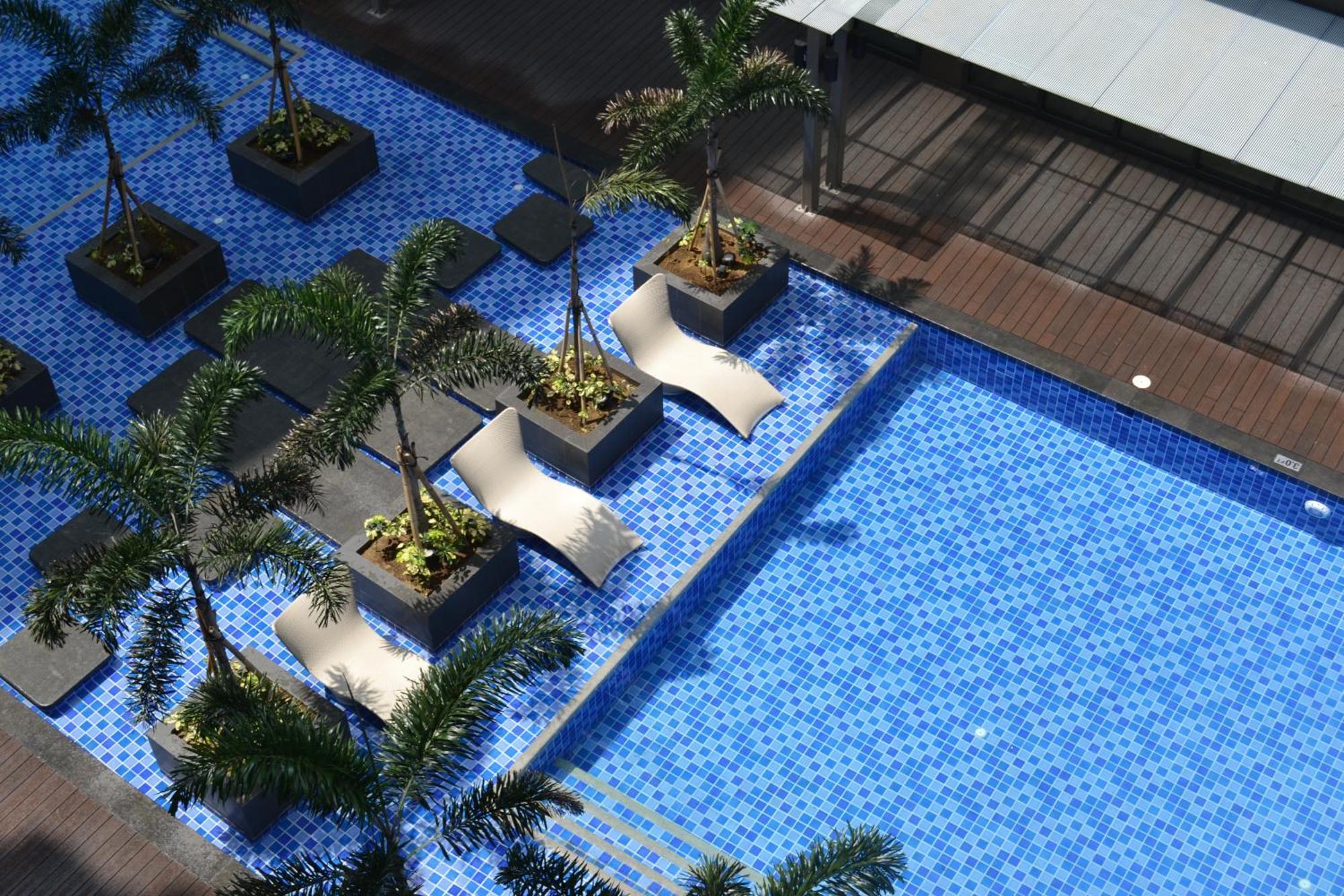 Apartment Gentry Manor With Wifi,gym,pool Near Okada,naia&moa 12b *