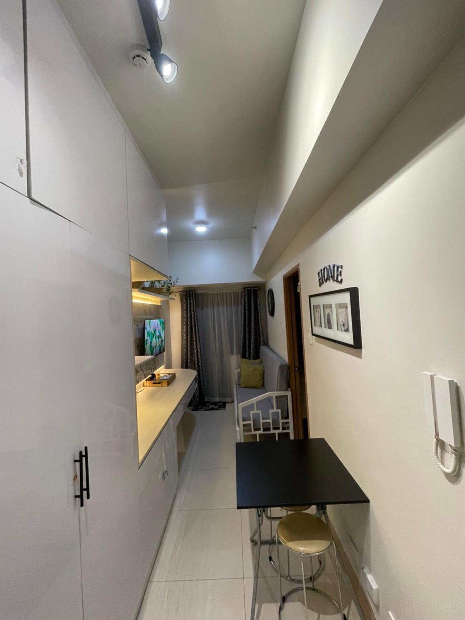 Staycation Near Moa Manila