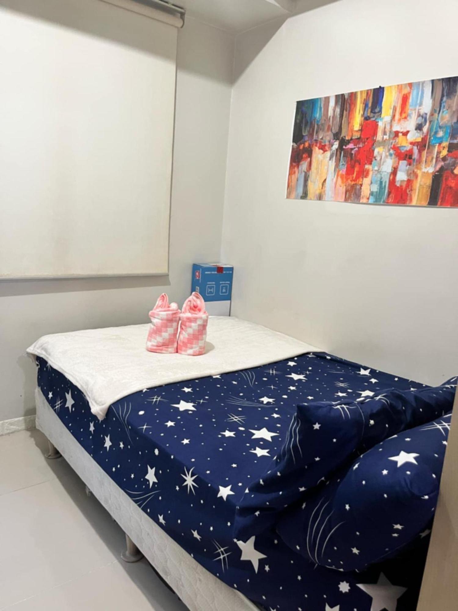 Apartment Sea Residences Xyrille Manila