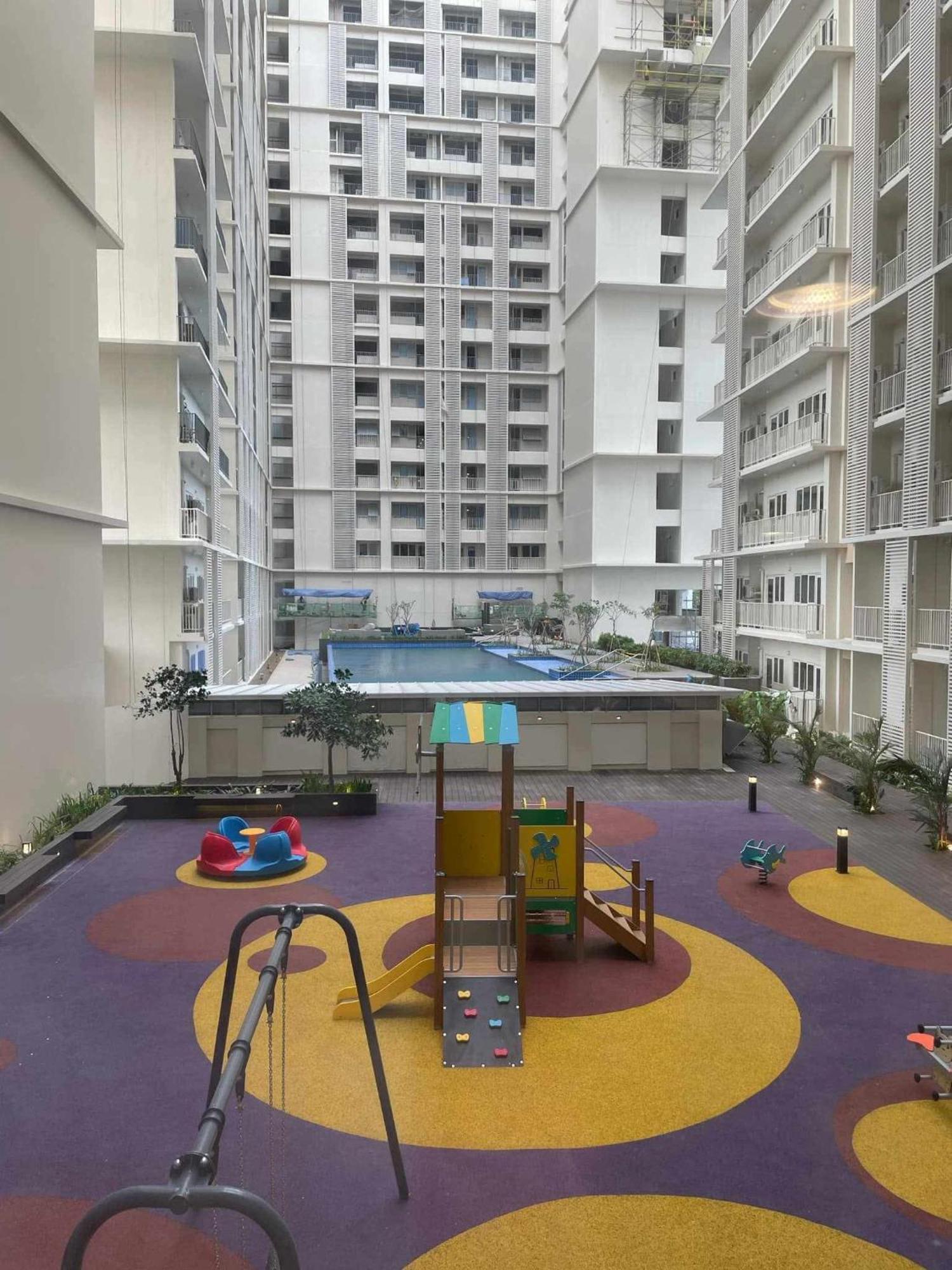 At Park Mckinley West *