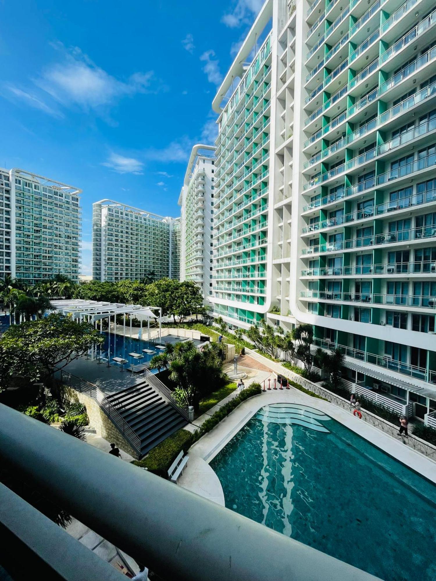 Staycation In Azure Paranaque Apartment Manila