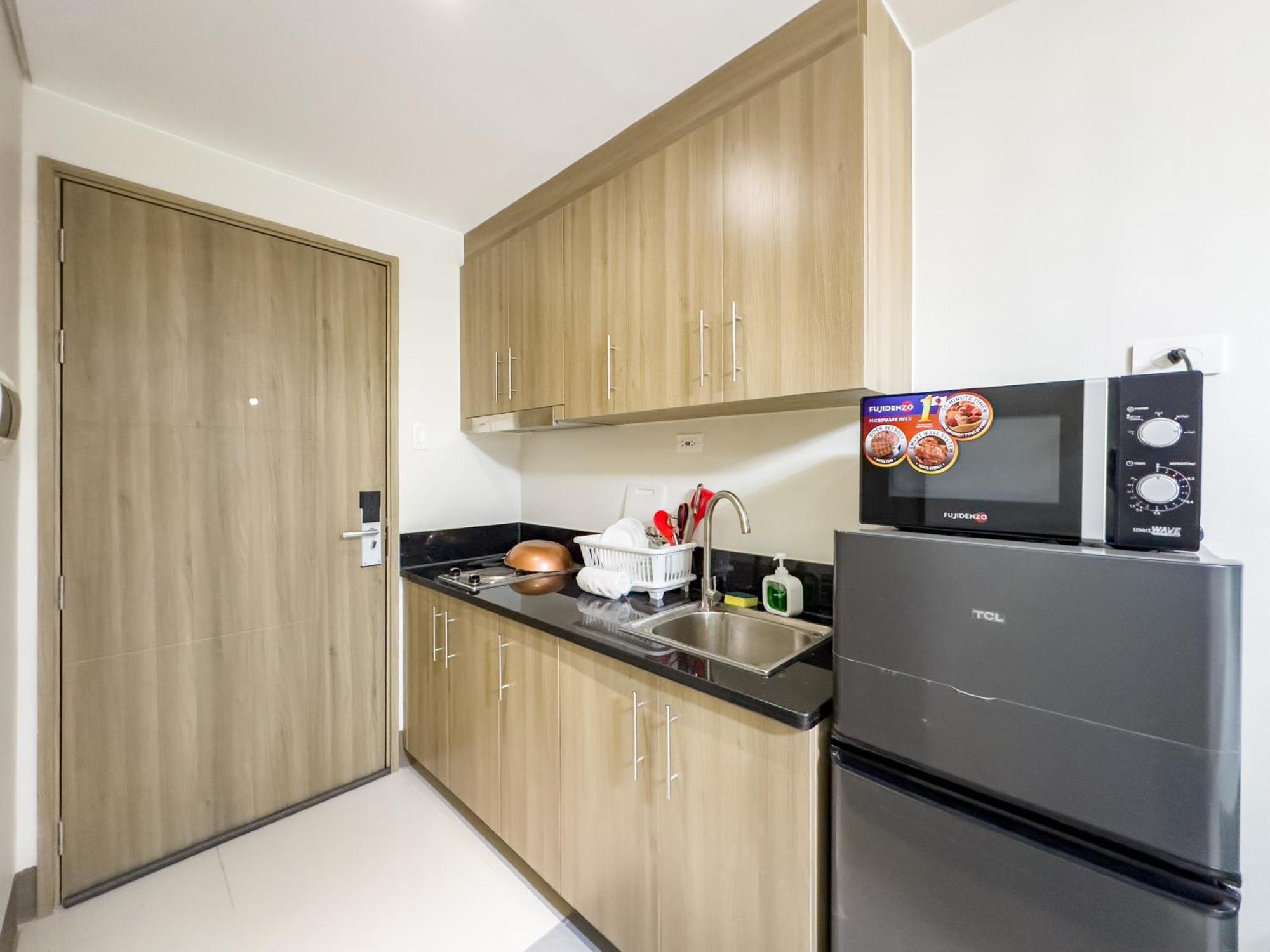 Gemstonebr In Smdc Fame Residences Apartment