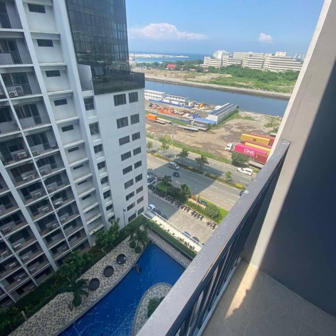 Luxe Shore2 Residences Manila
