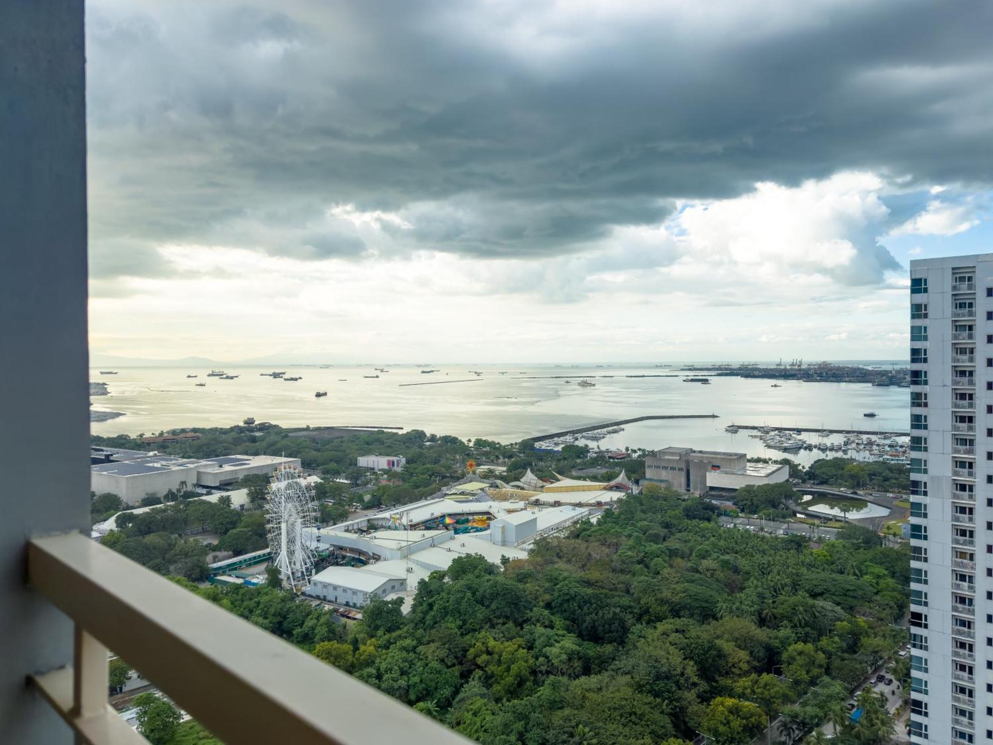 Gemstonebr In Smdc Coast Residences *
