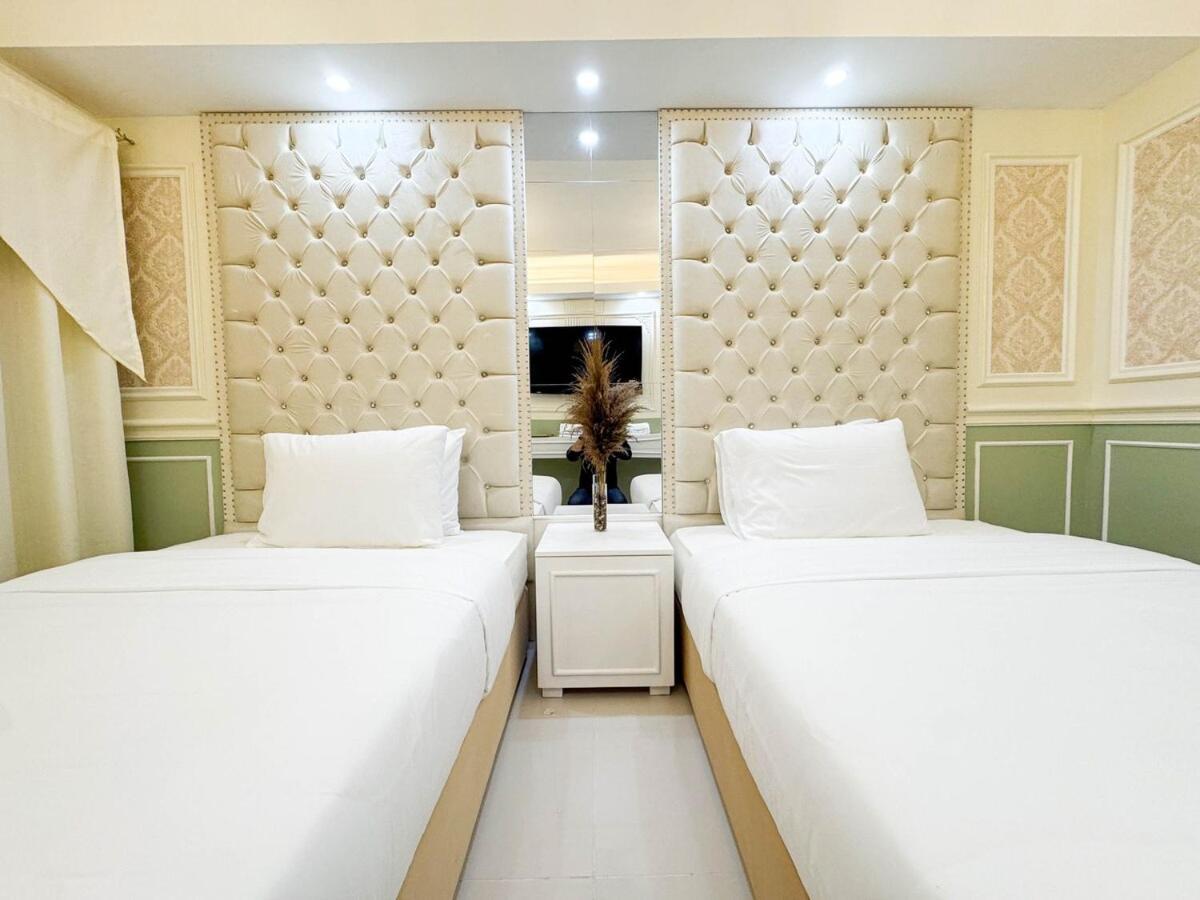 Homefort Twin Bed - Red Residences Makati 1146 Manila