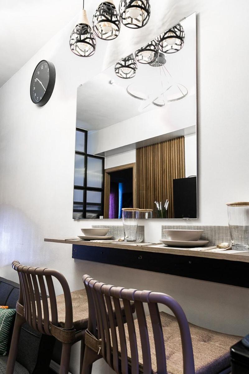 Comfortable 2-bedroom In Paranaque * Manila