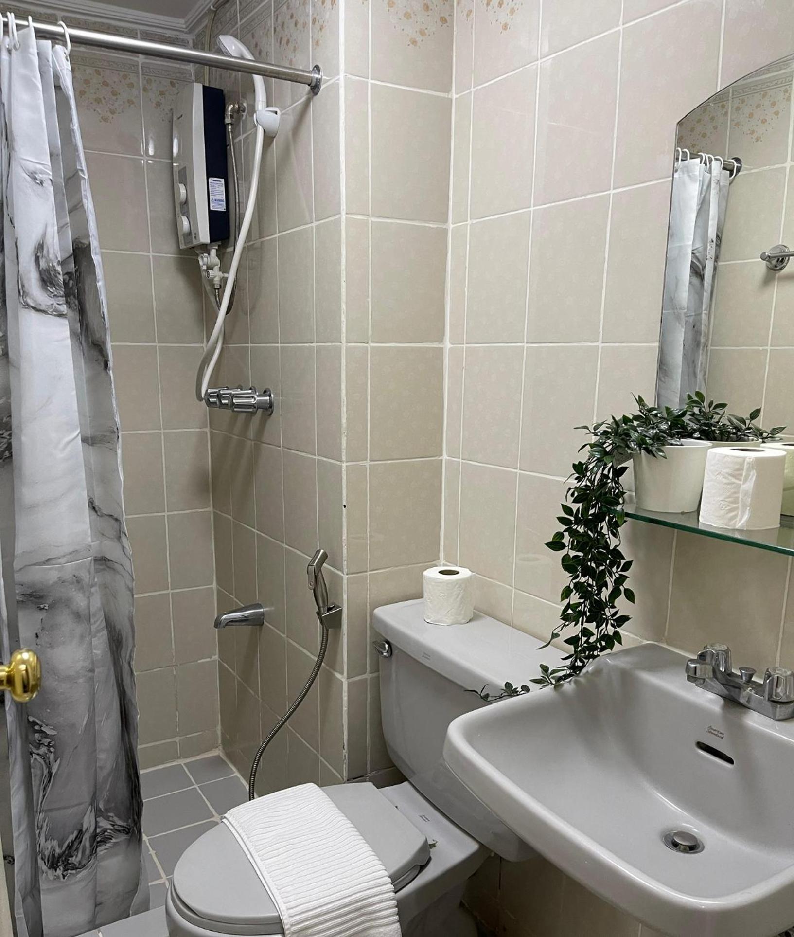 Apartment Executive By Greenbelt + Netflix & Wifi Manila
