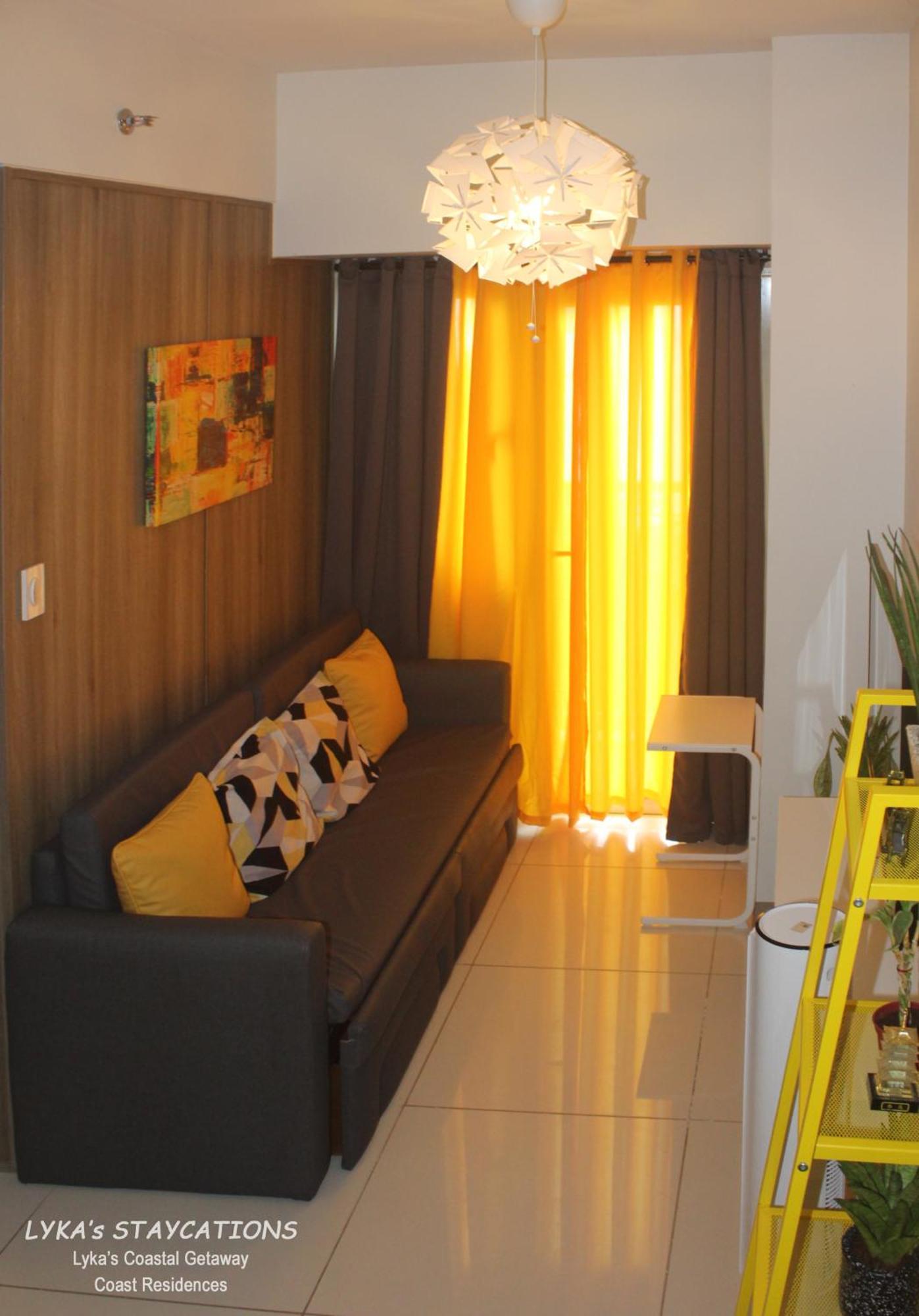 Lyka's Coastal Getaway * Manila