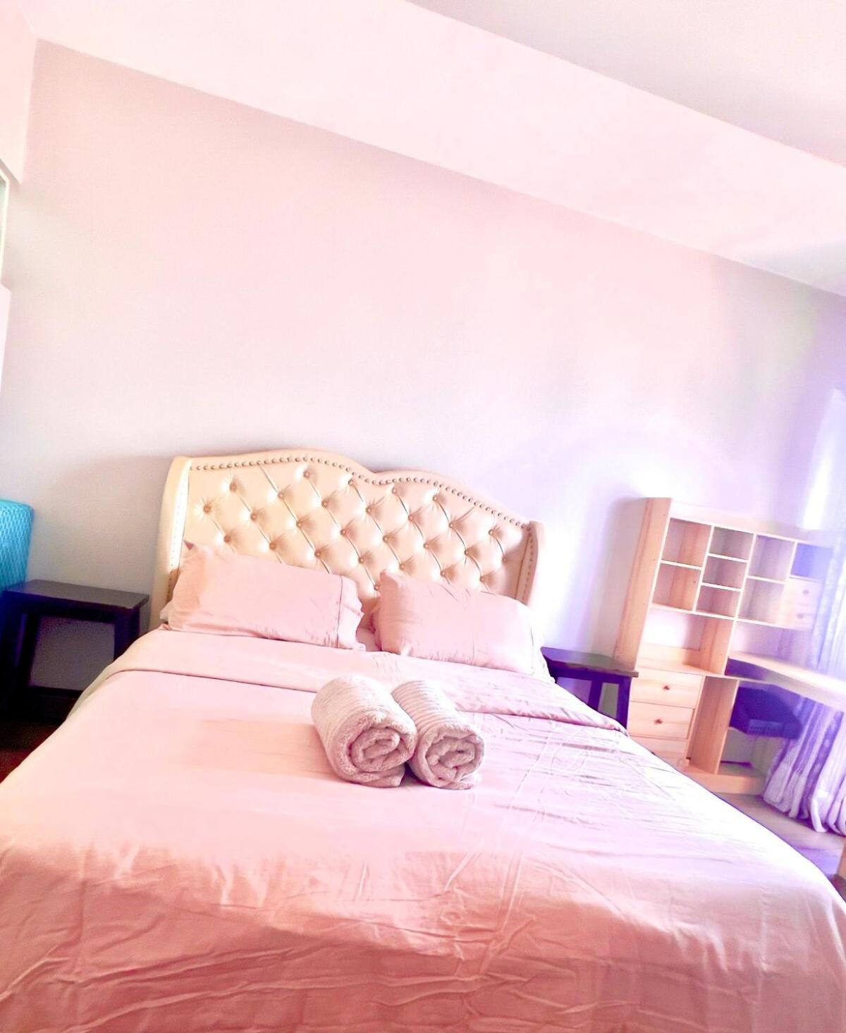 Pent House For Your Staycation Apartment