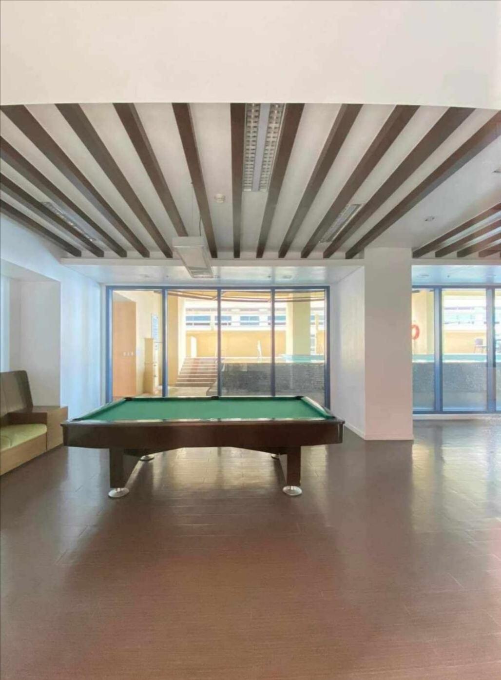 Family Budget Room, Infront Us Of Embassy Apartment