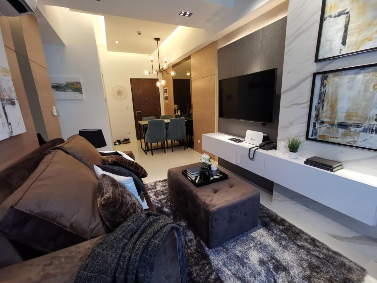 Apartment 1br Staycation At The Florence Mckinley Hill Bgc Taguig *
