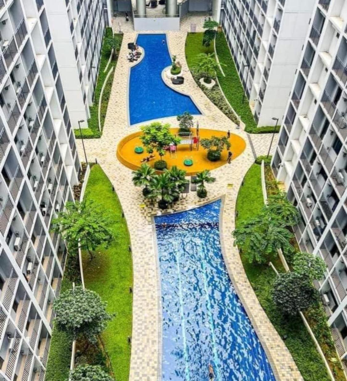 Smdc Shore Pasay Manila, Walking Distance To Mall Of And 20 Mins Drive To Airport-1 Bedroom Condo-apartmentwith Balcony