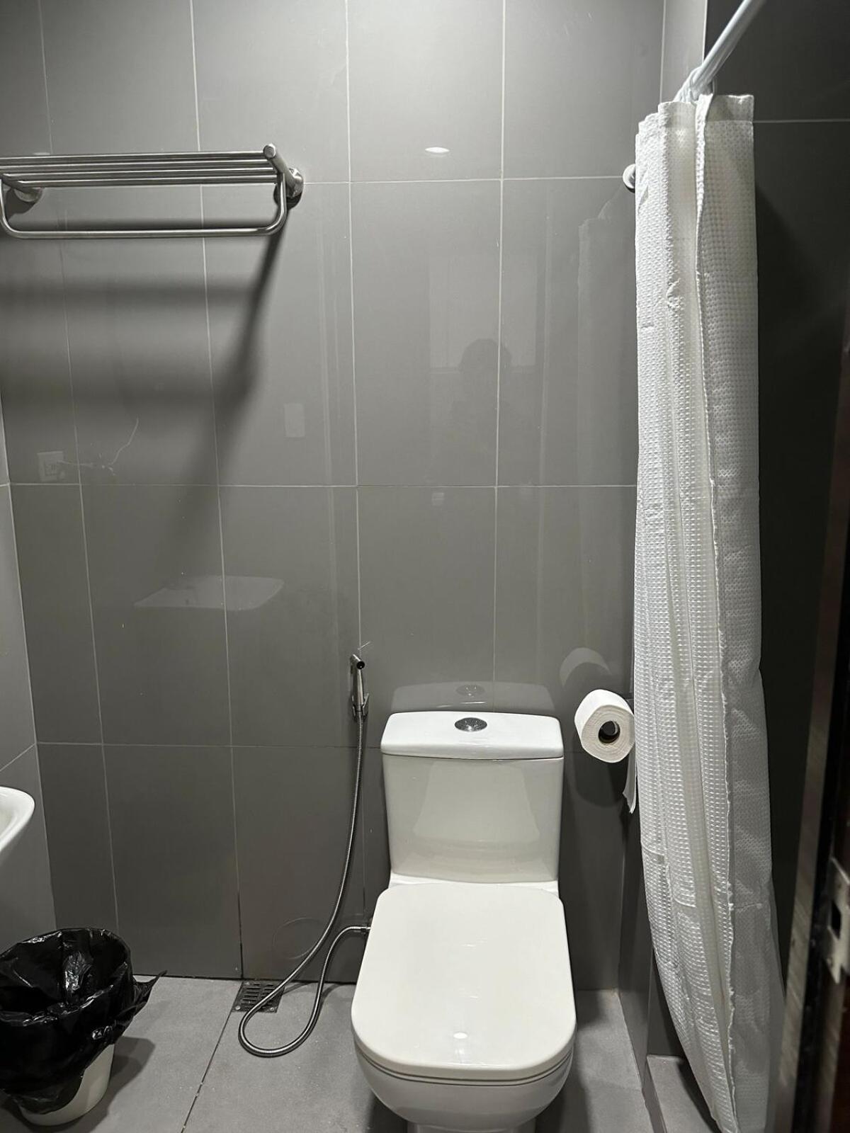 At Air Residences Condo, Ayala Ave Makati Apartment